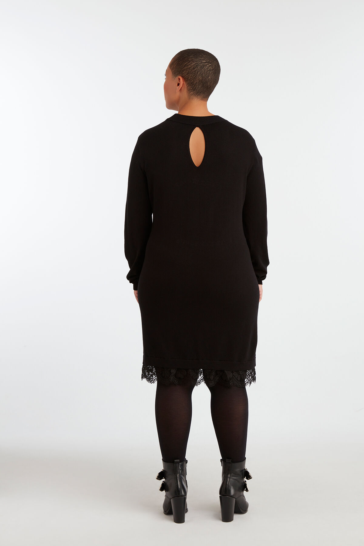 Gebreide jurk met kant image number 5