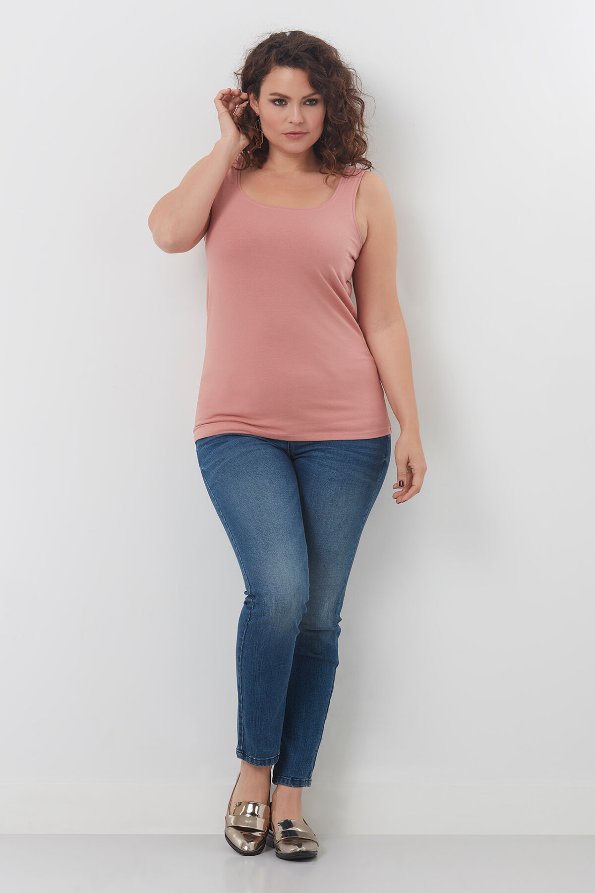 Singlet image number 3