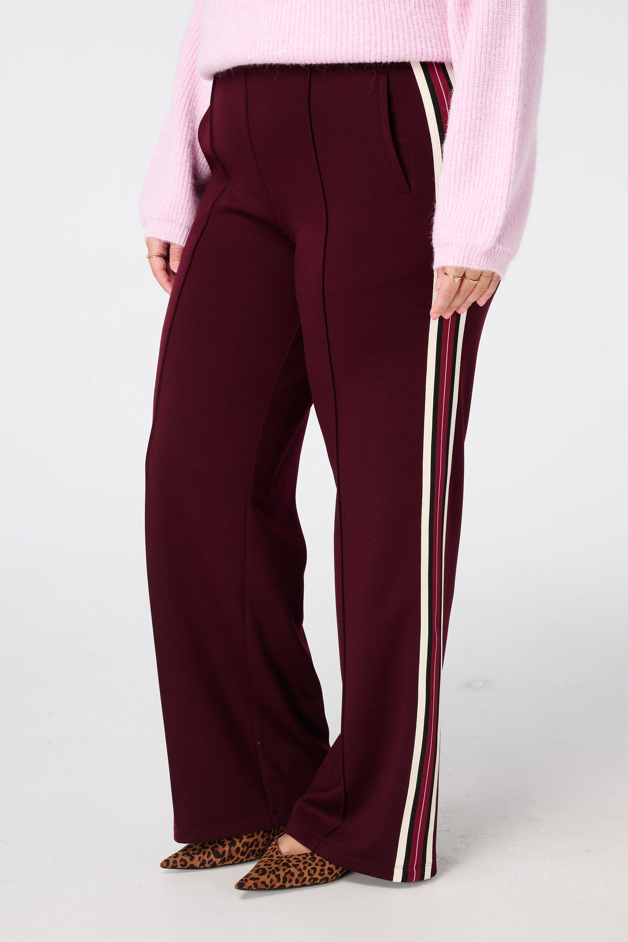 wide fit pantalon met bies aan de zijkant image number 5