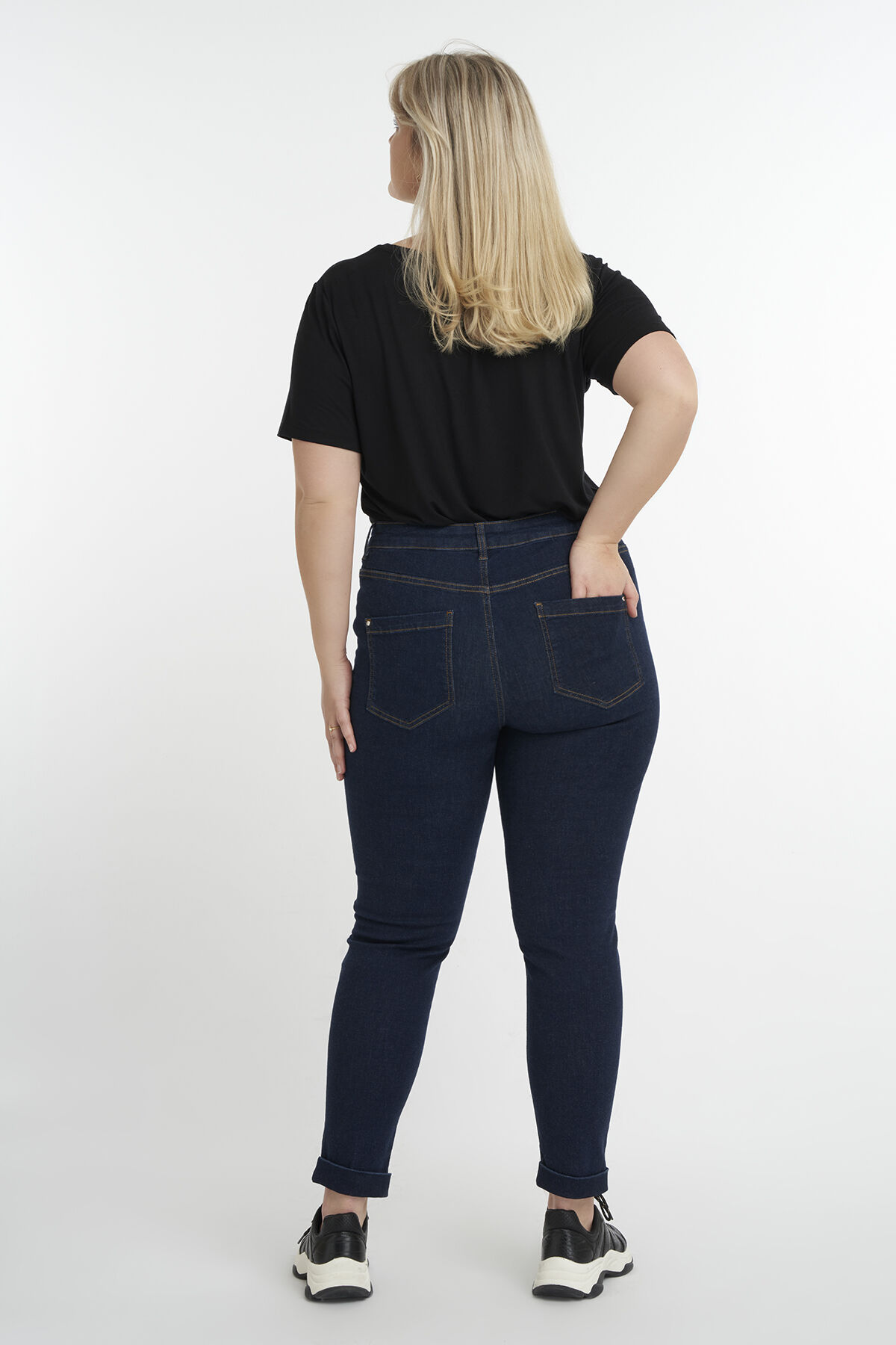 Jeans met knopendetail image number 3