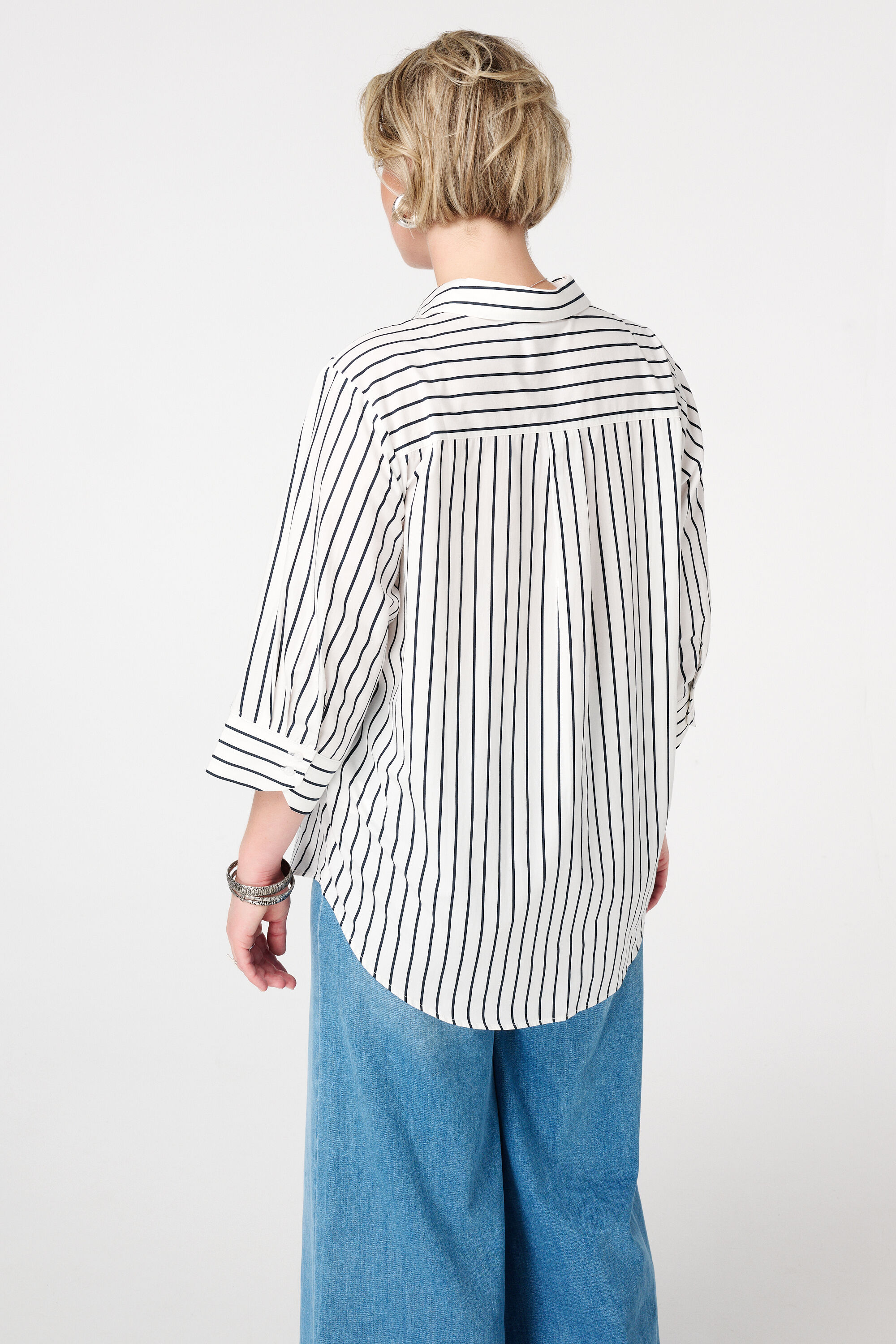 Gestreepte blouse met korte mouwen image number 3