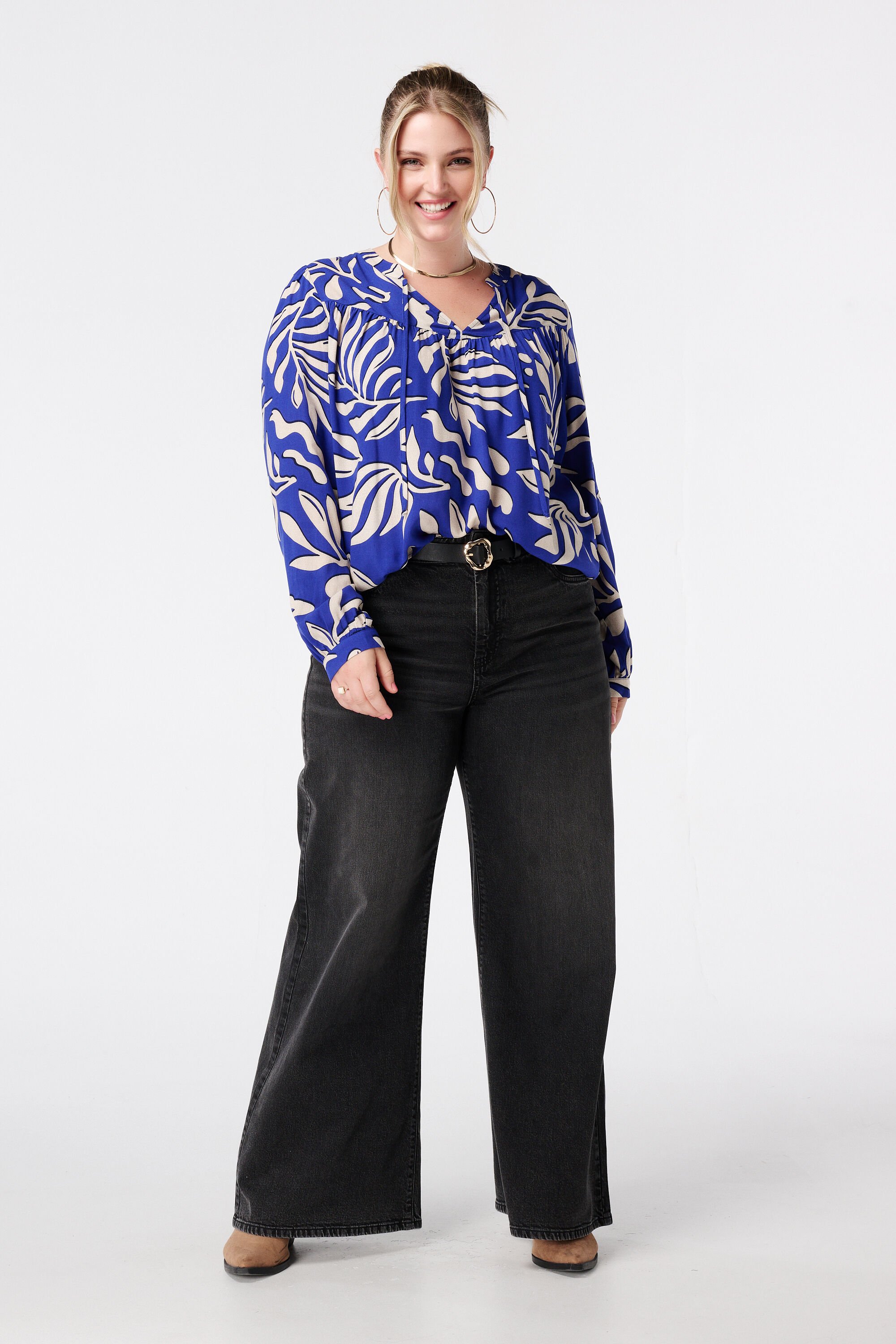 Blouse met print en klosjes image number 5