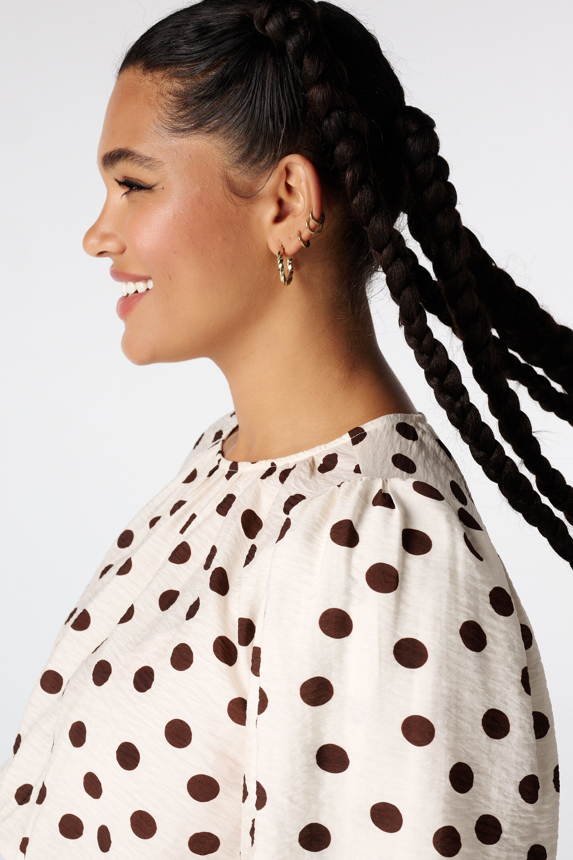 Getailleerde blouse met polka dot image number 4