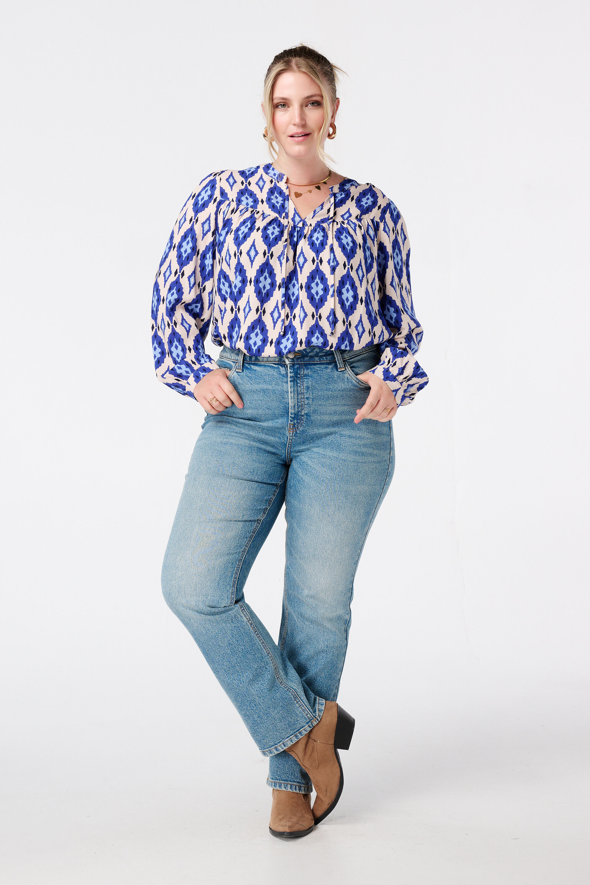 Blouse met print en klosjes image number 5