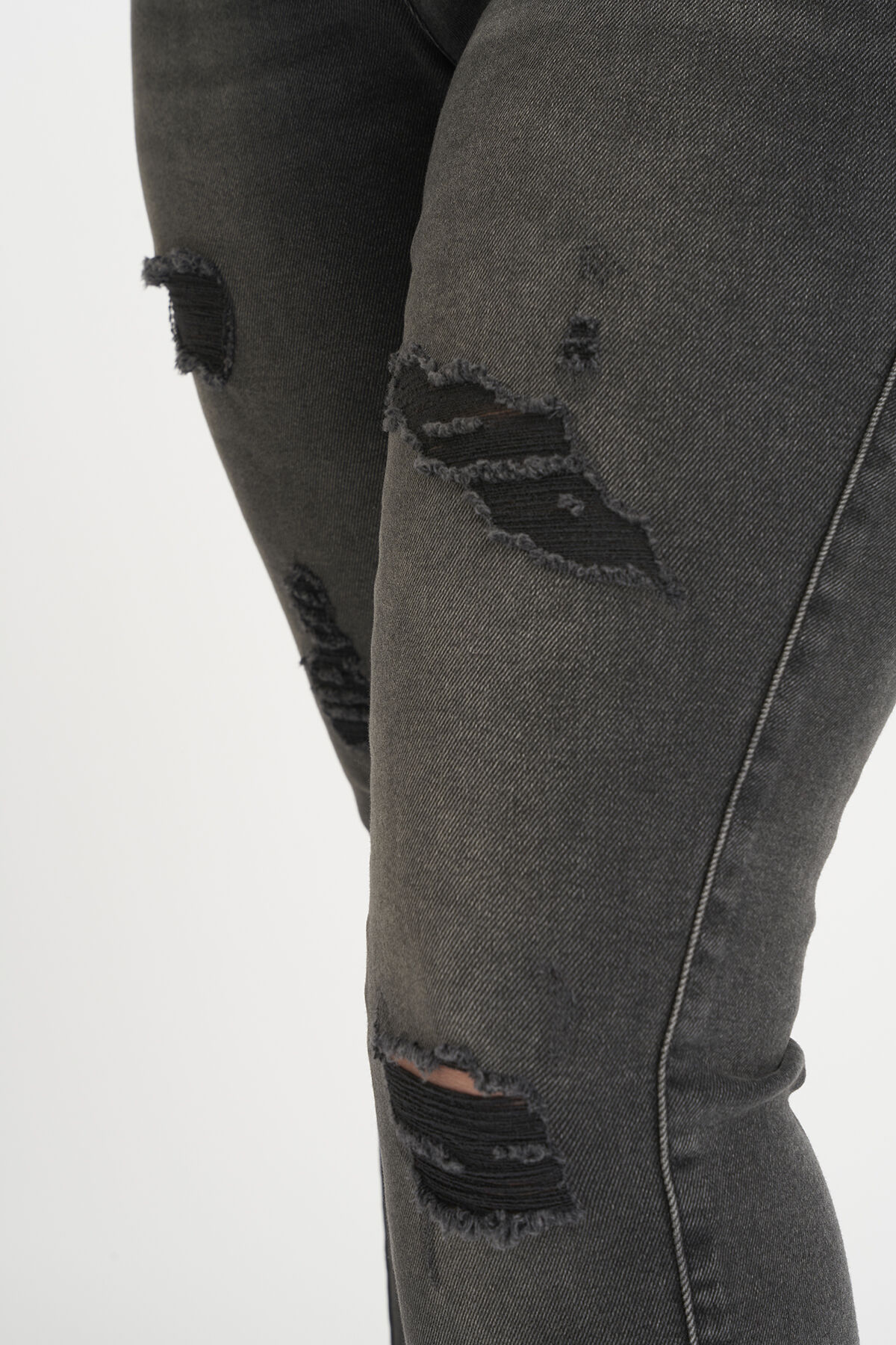 Jeans met destroyed detail image number 6