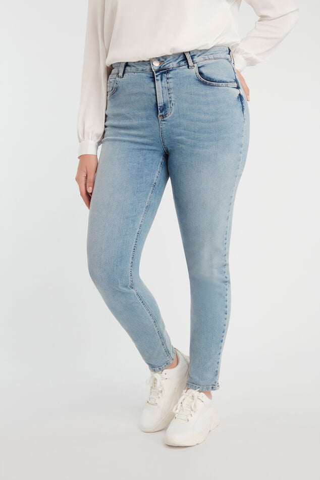 Slim leg jeans IRIS image number 4