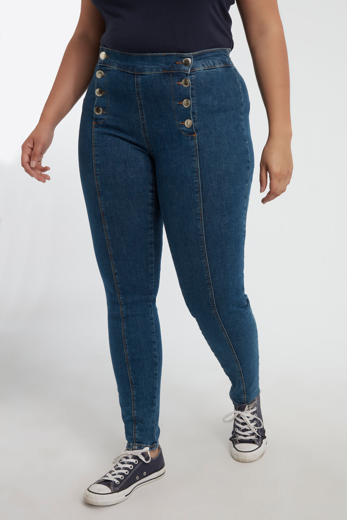 Slim fit jeans met knopen image number 3