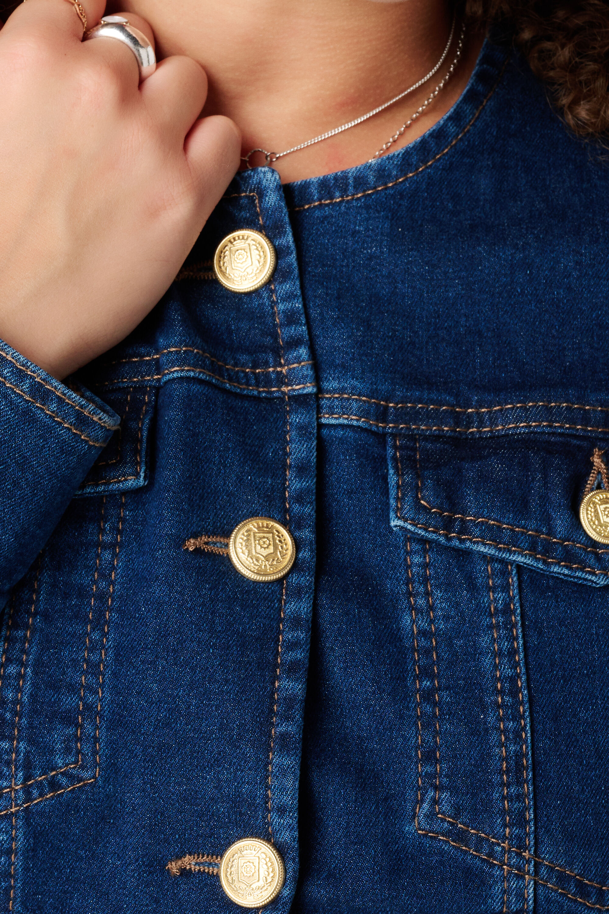 Aansluitend denim jasje image number 6