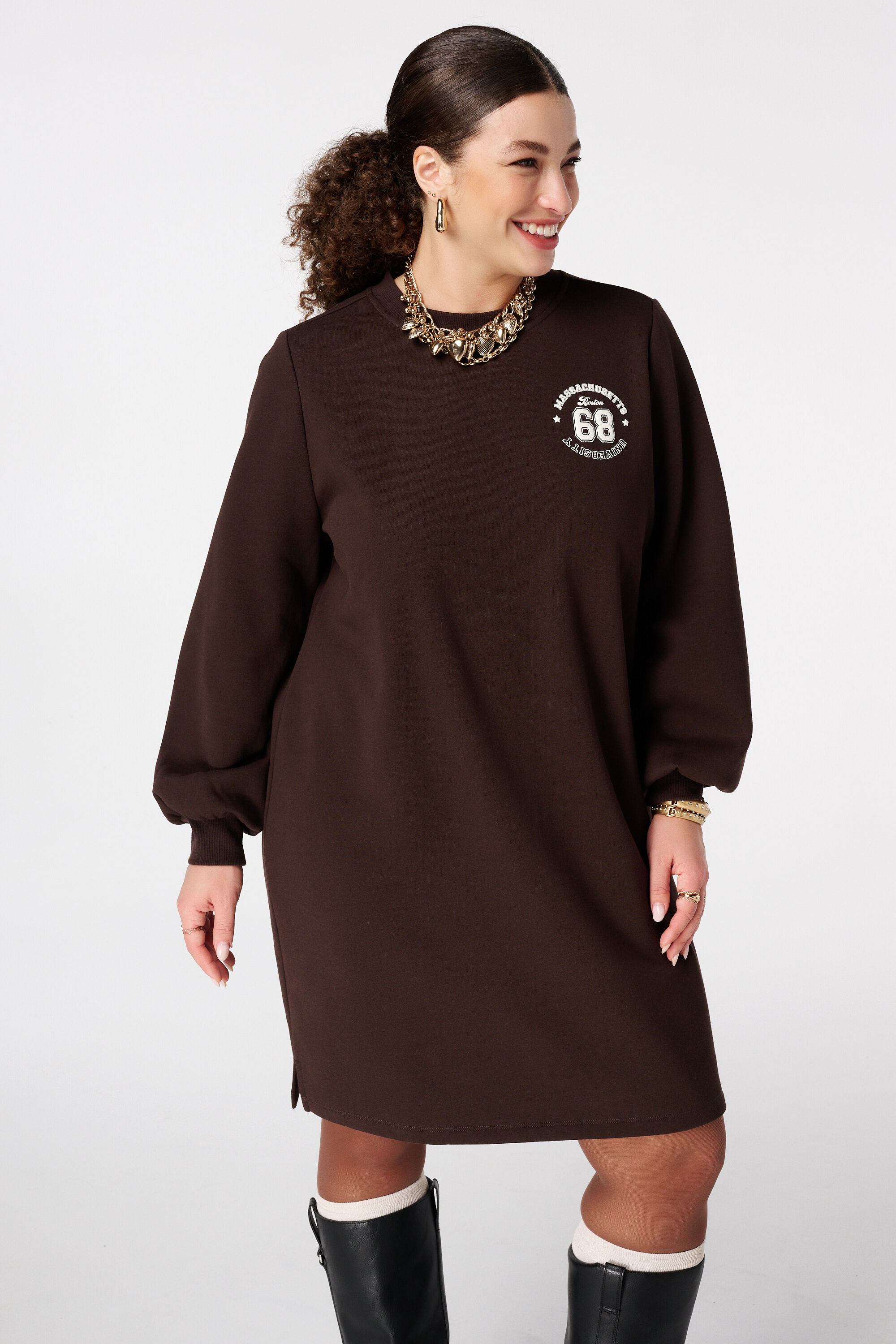 Sweater dress image number 5