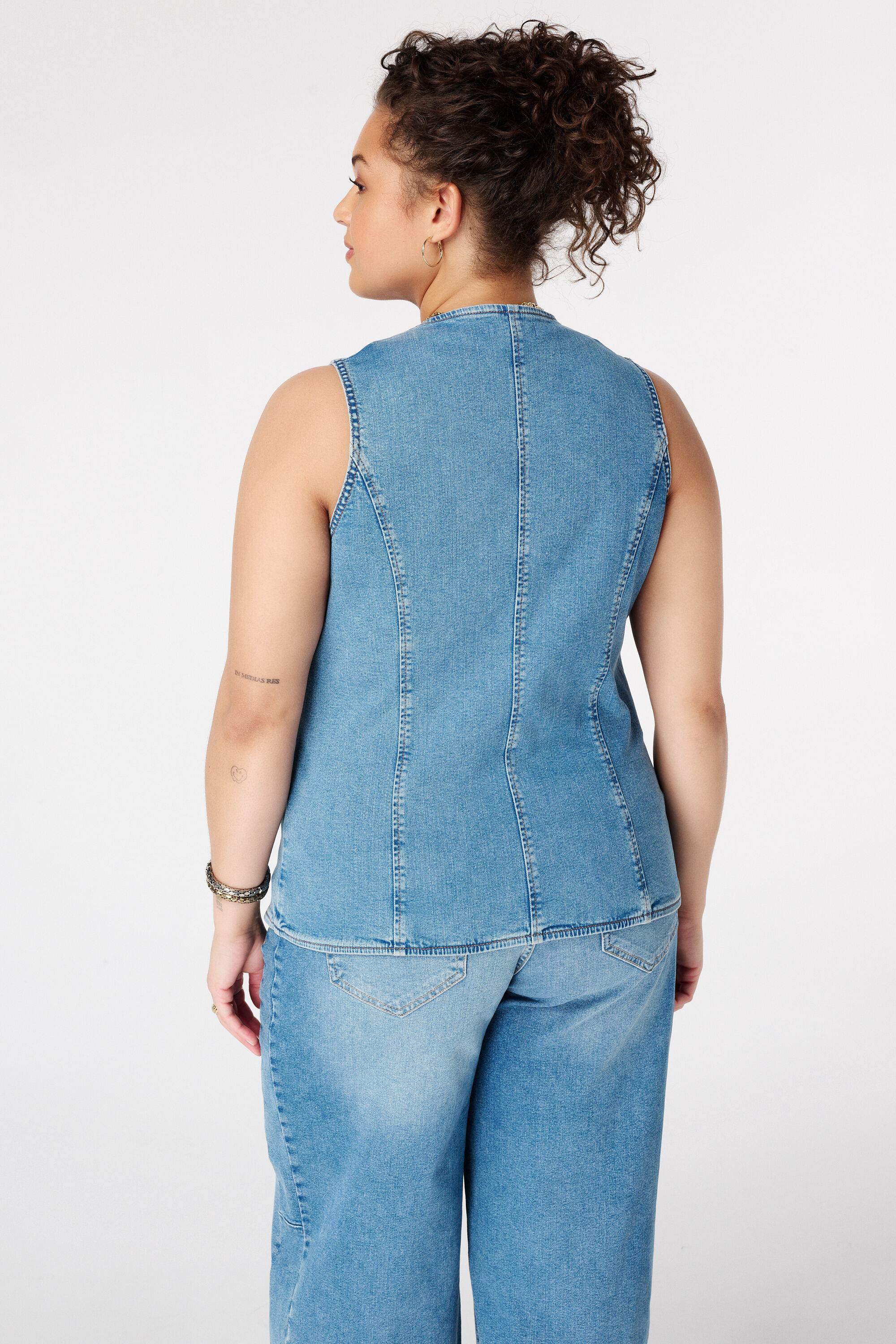 Lang denim gilet image number 3