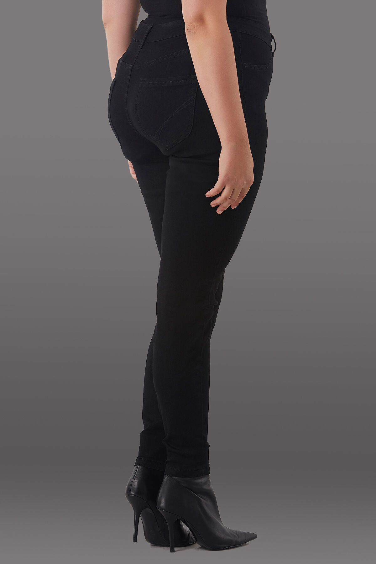  Magic Simplicity BOOSTS jeans image number 5