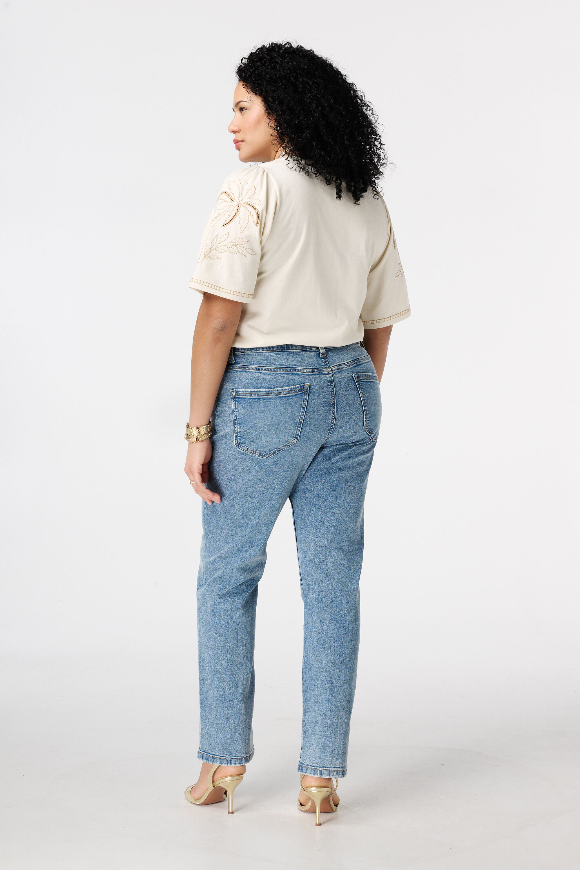 Straight leg jeans LILY Lengtemaat 34 image number 3