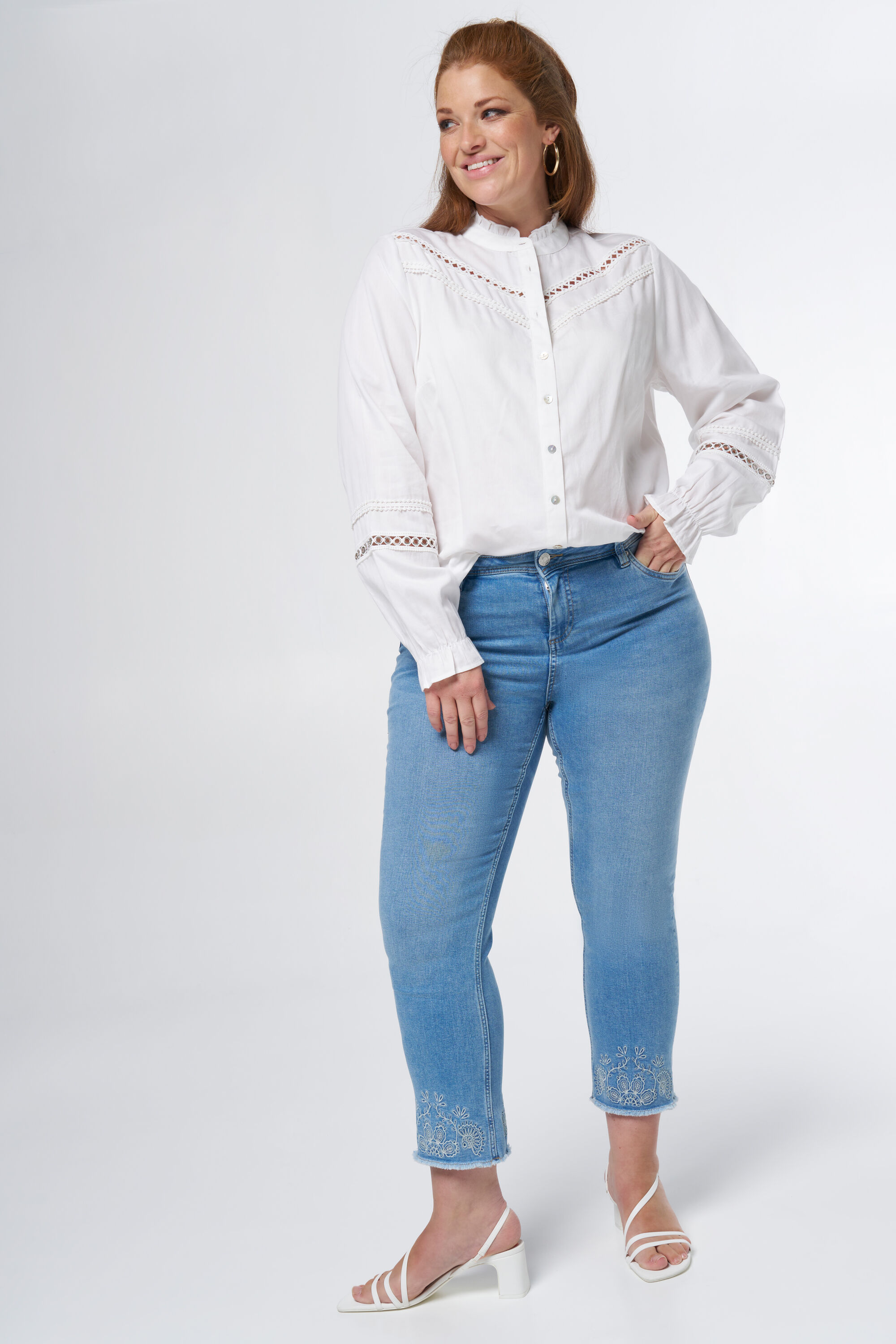 Blouse met details en opstaande kraag image number 5