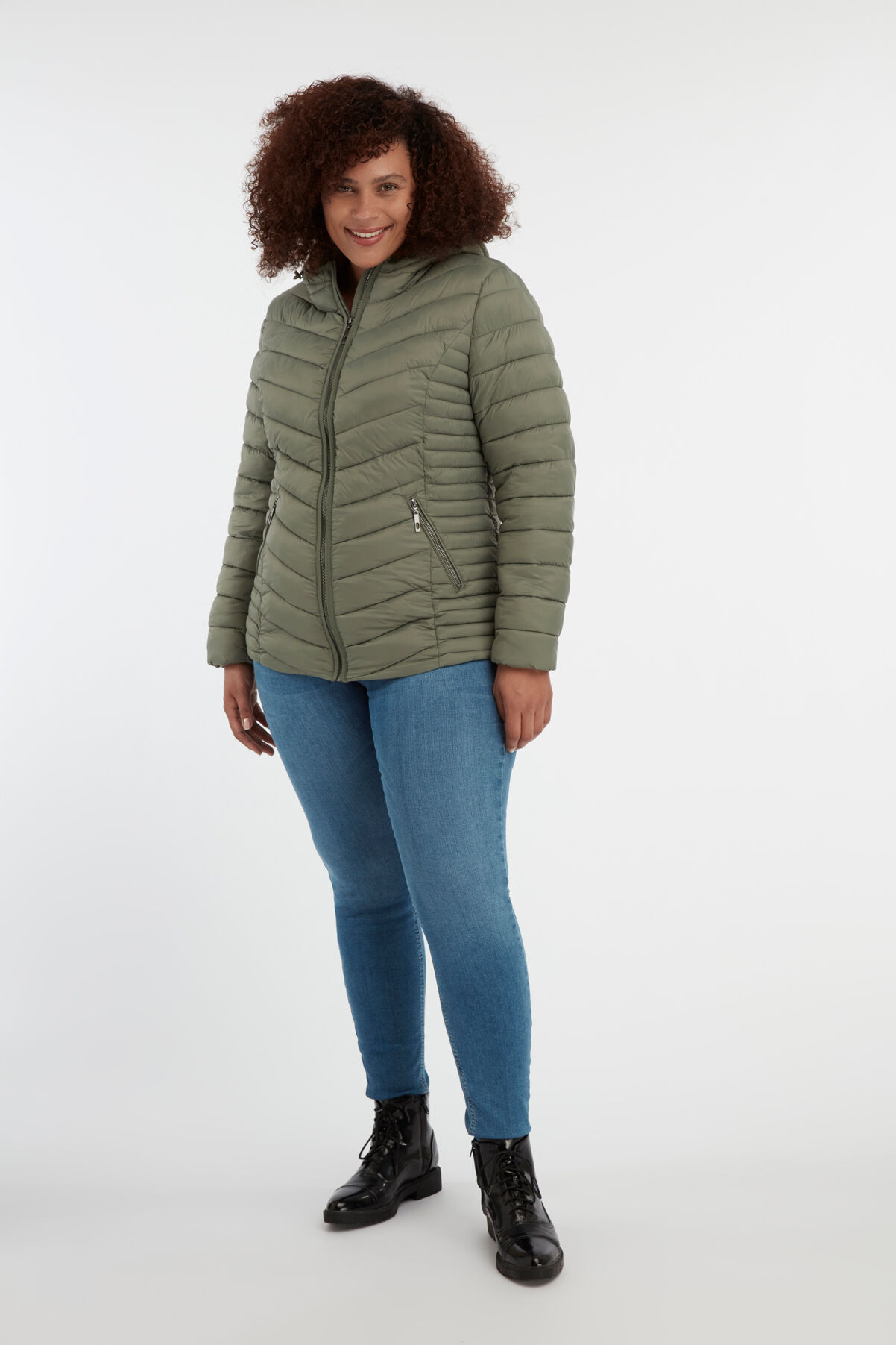 Lichte tussenjas image number 6