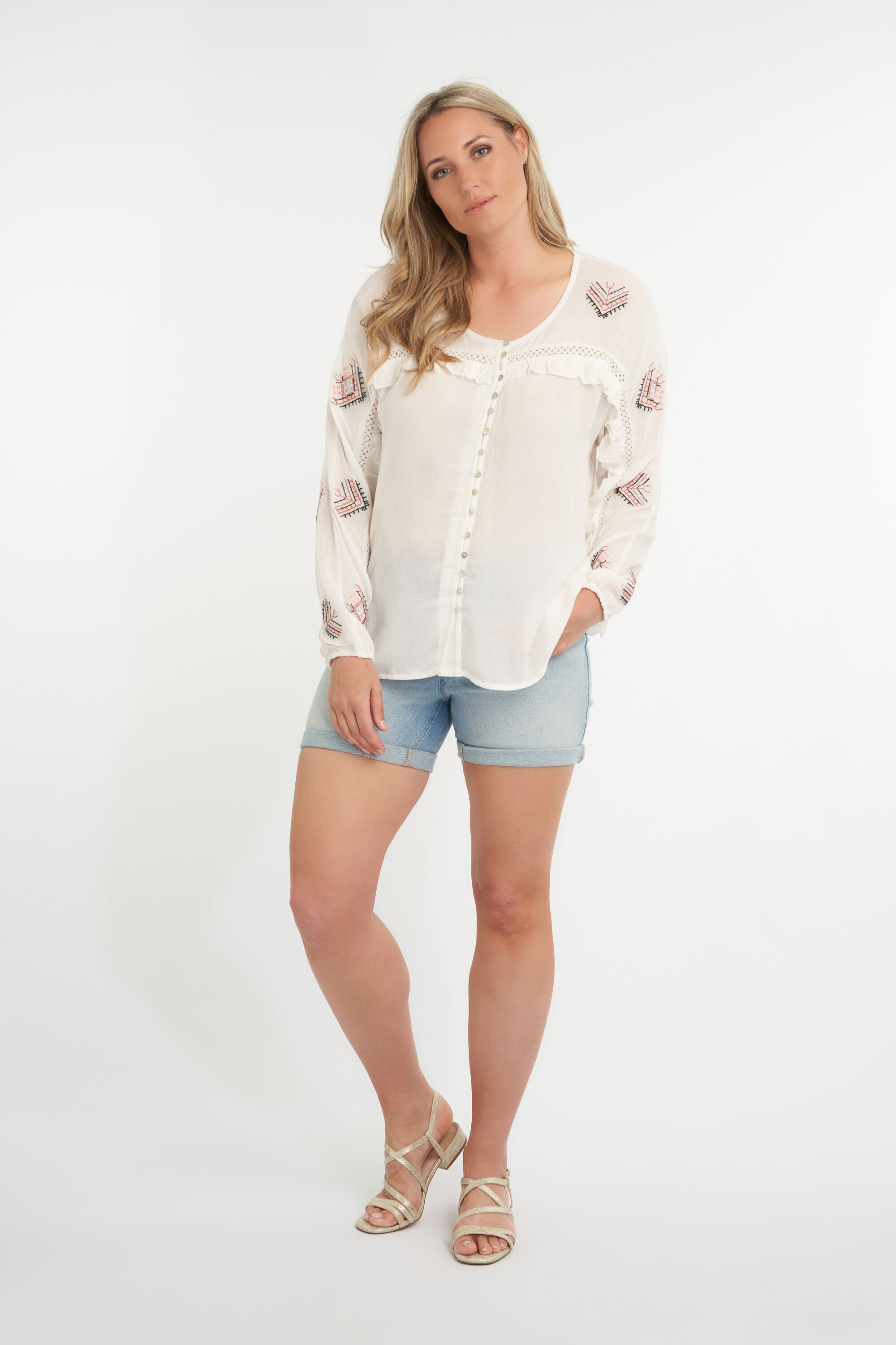 Blouse met borduursel image number 5