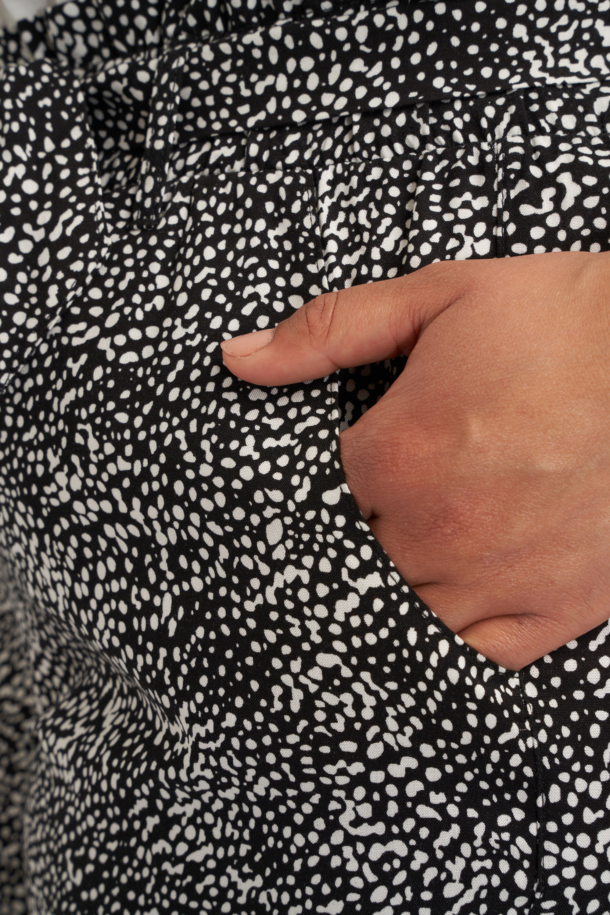 Viscose short met ceintuur image number 4