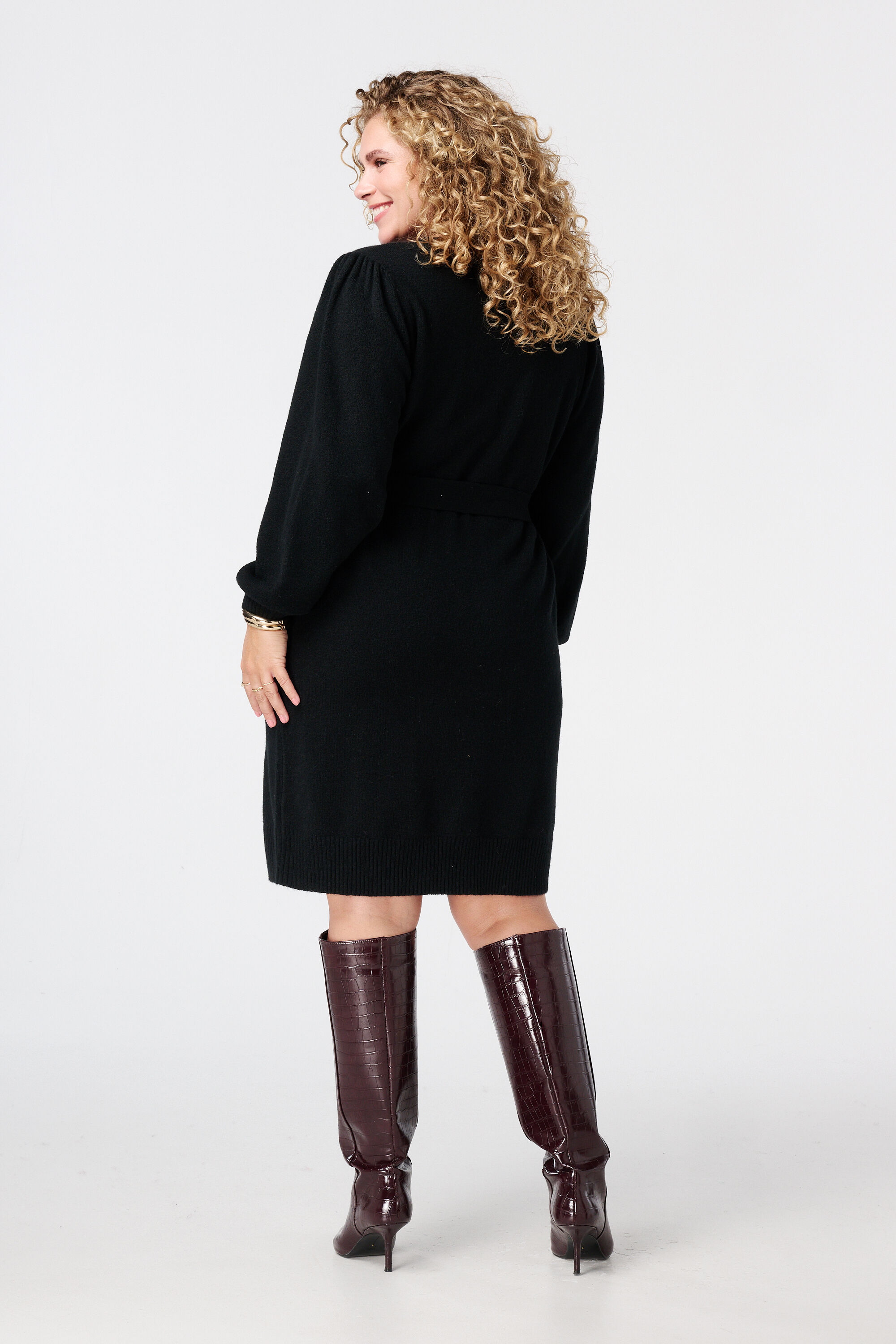 Gebreide jurk met ceintuur image number 3