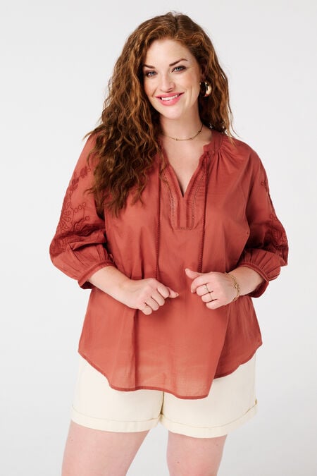 Blouse met borduursel Blouse met borduursel