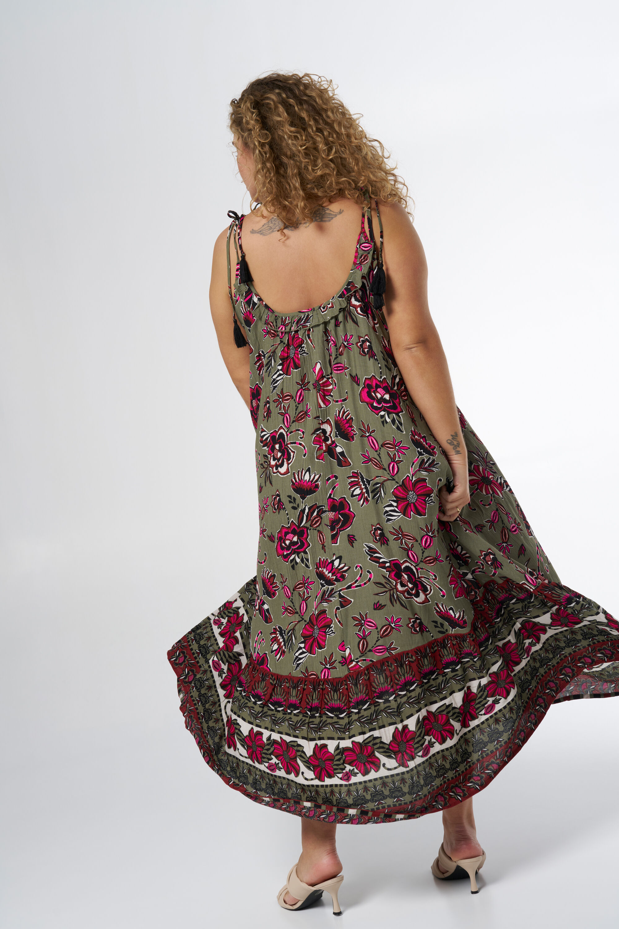 Midi jurk met bloemenprint image number 3