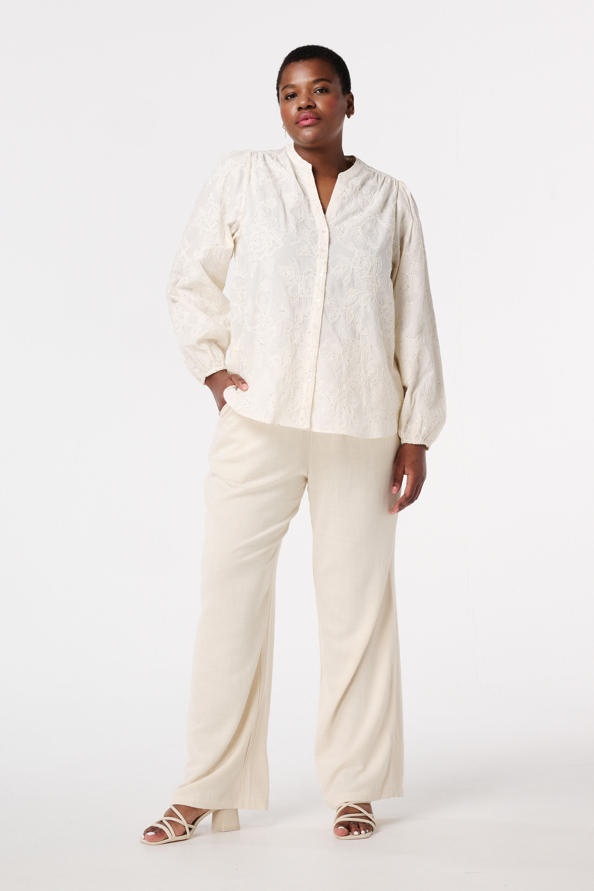 Blouse met bloemen broderie image number 5