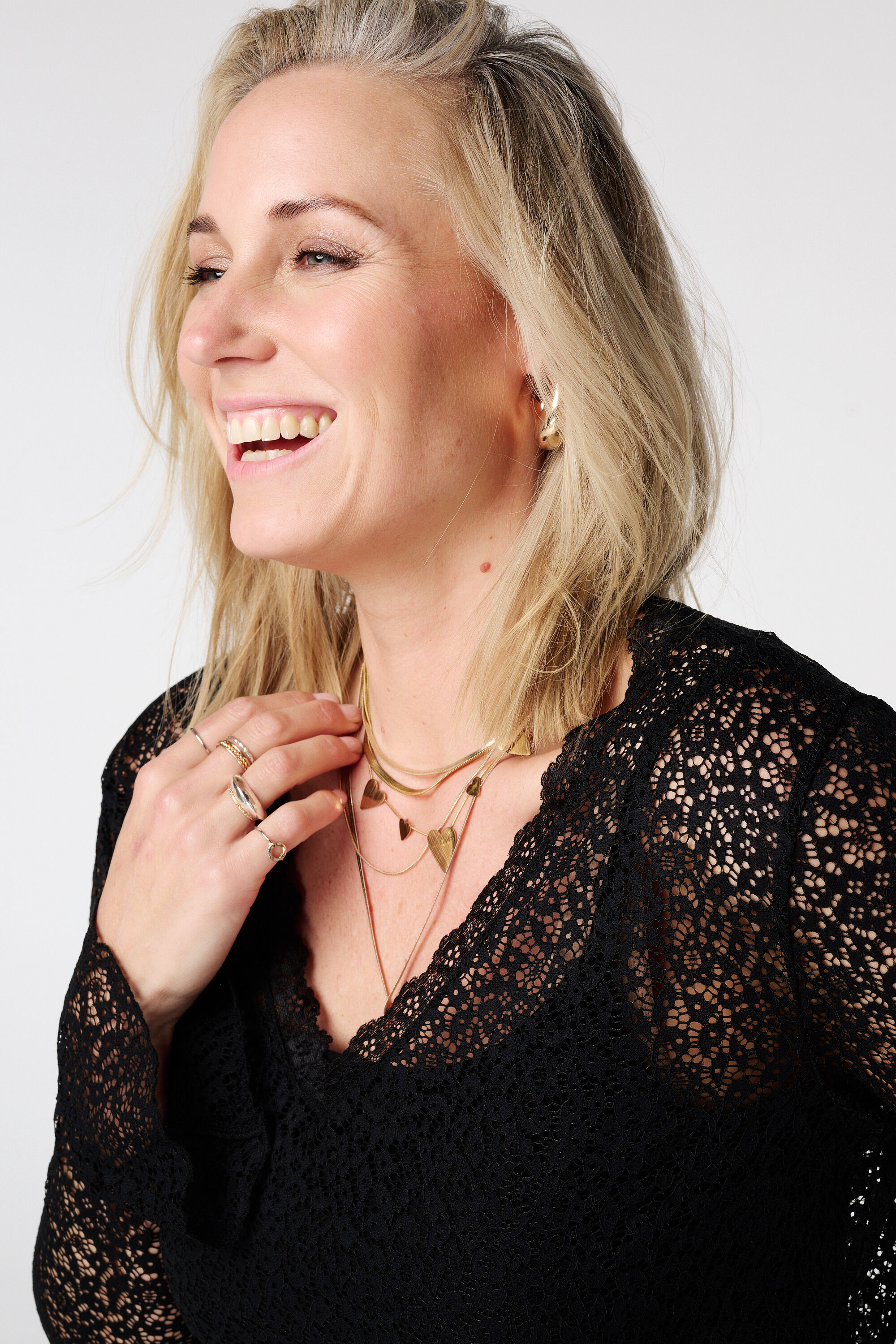 Kanten top met trompetmouwen image number 4