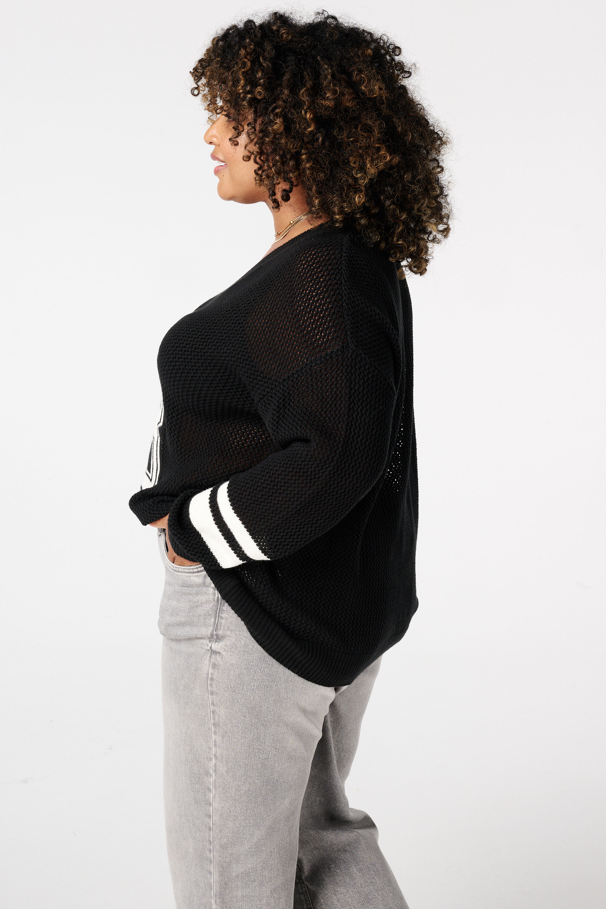 Fijn gebreide varsity trui image number 3