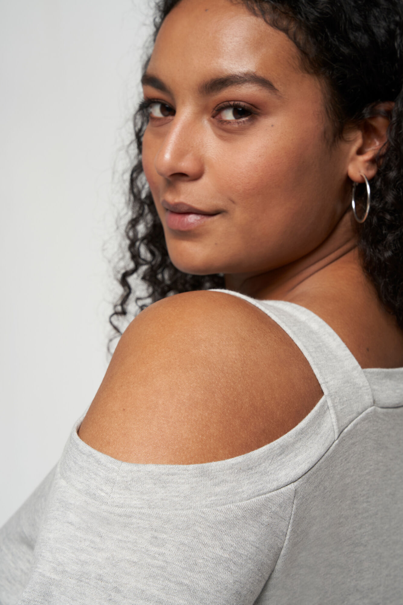 Trui met cold-shoulder image number 4