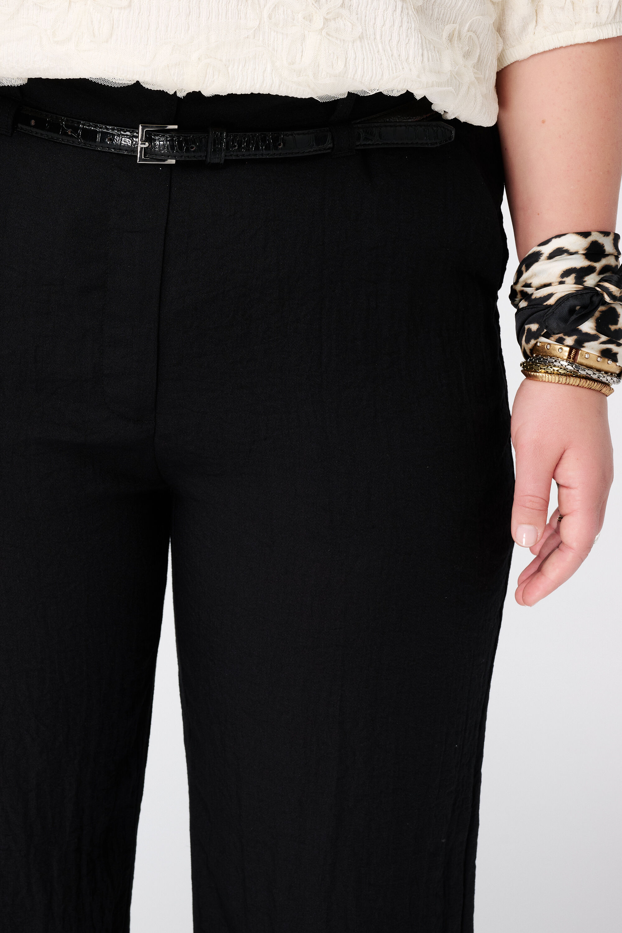 Linnen broek met ceintuur image number 4