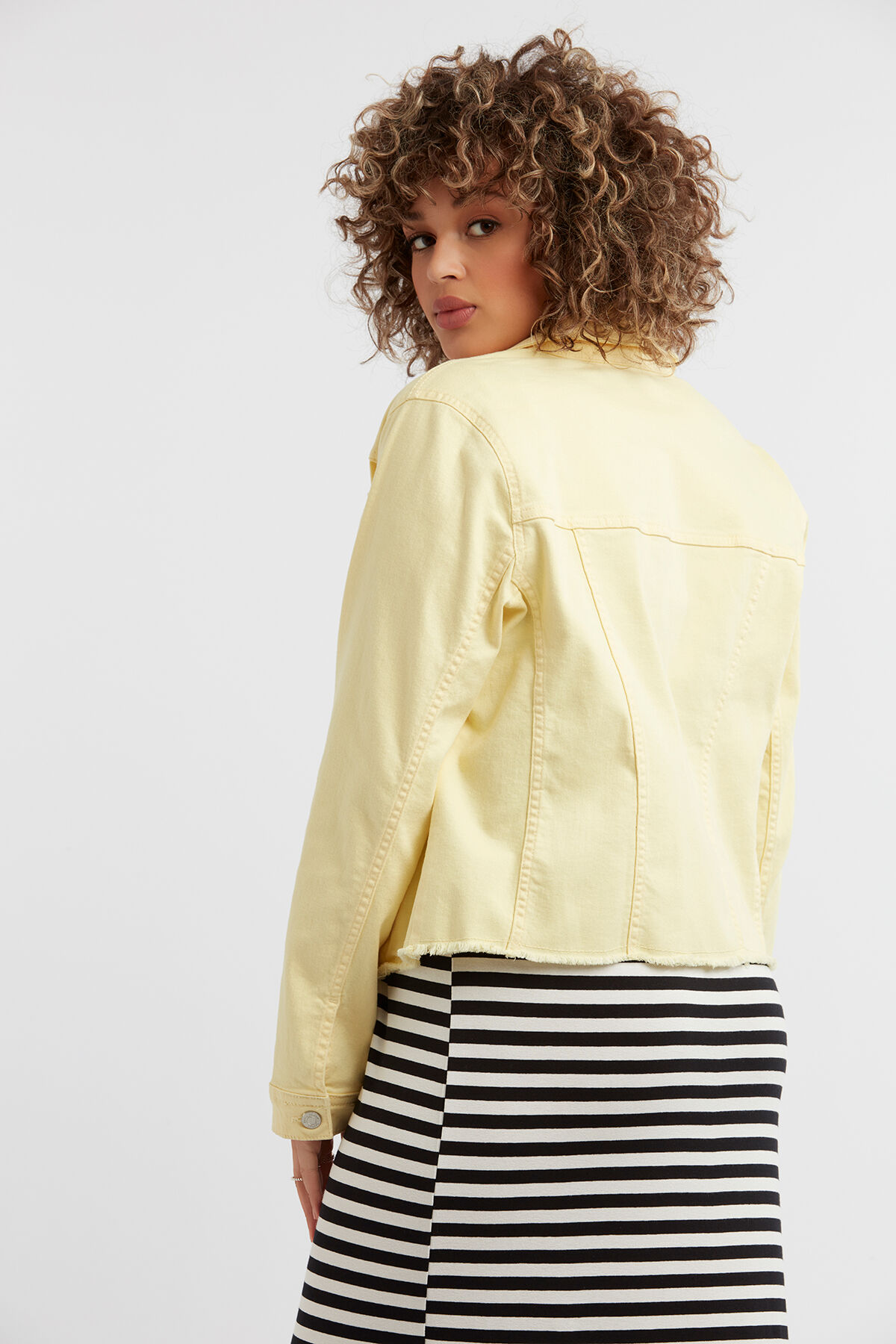 Jasje met rafelrand image number 4