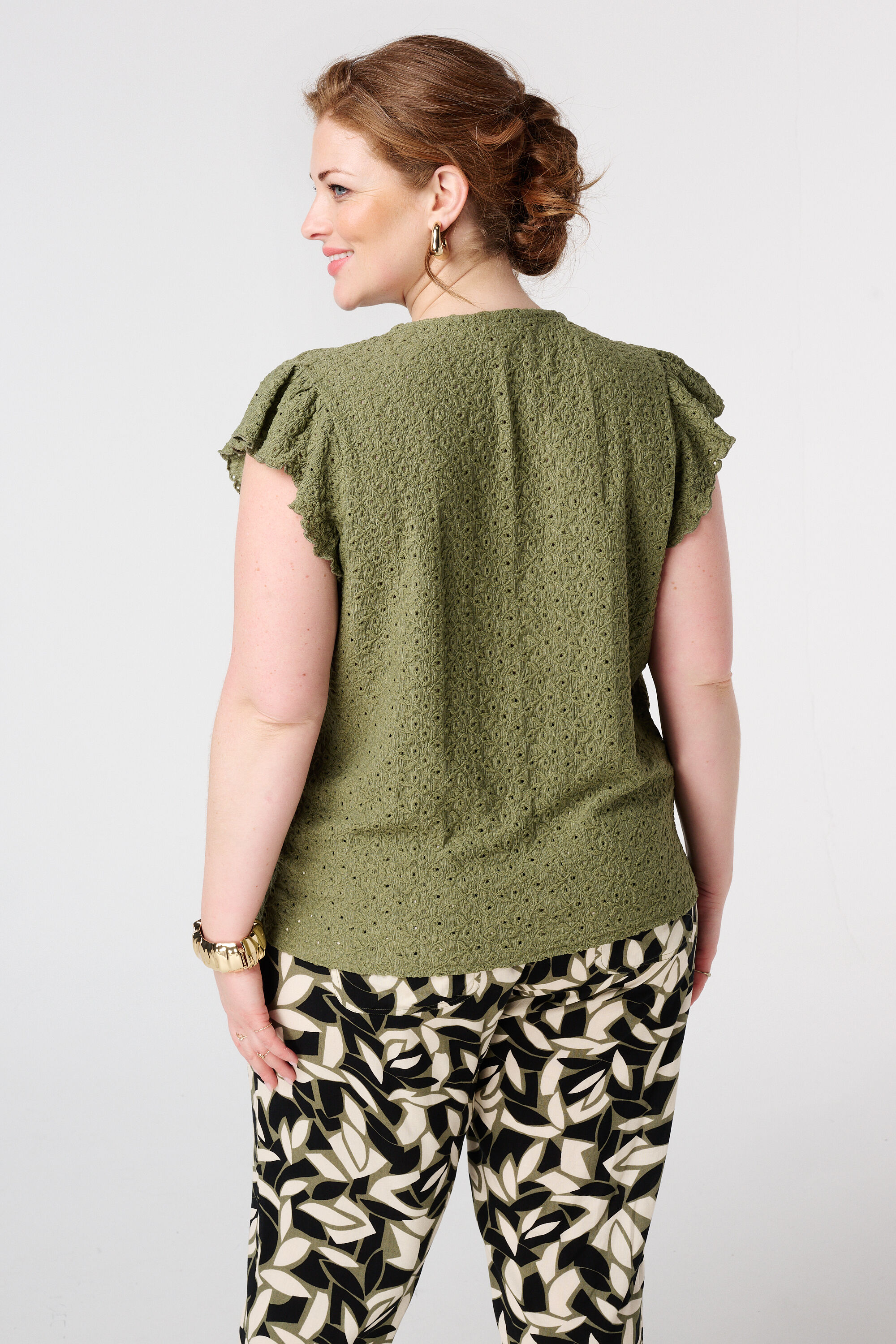 Top met crochet details image number 3