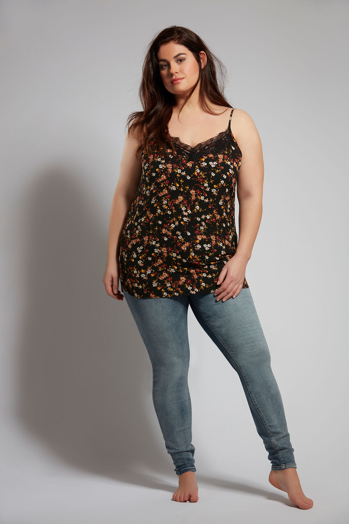 Mouwloze blouse met kant image number 4