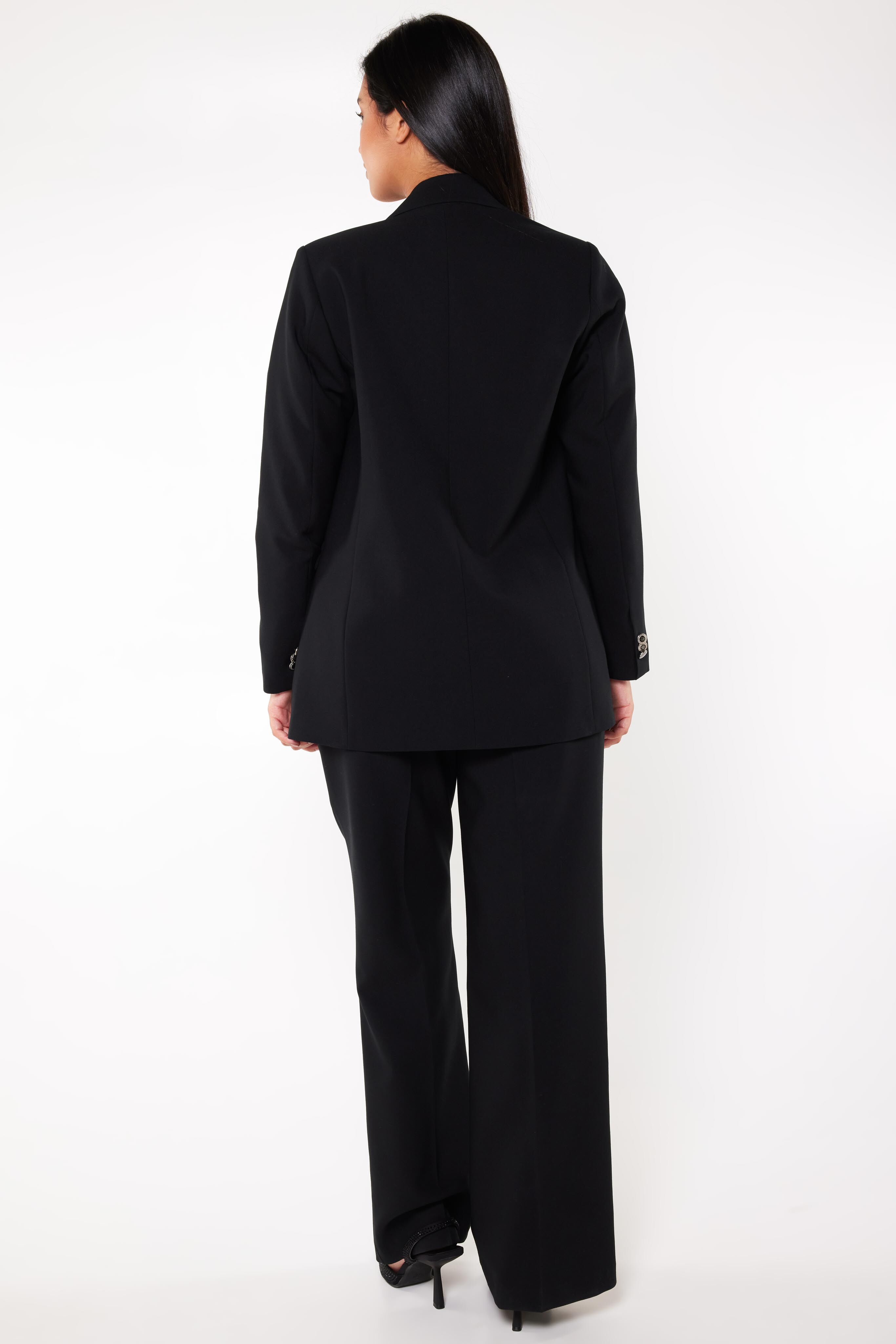 Blazer image number 3