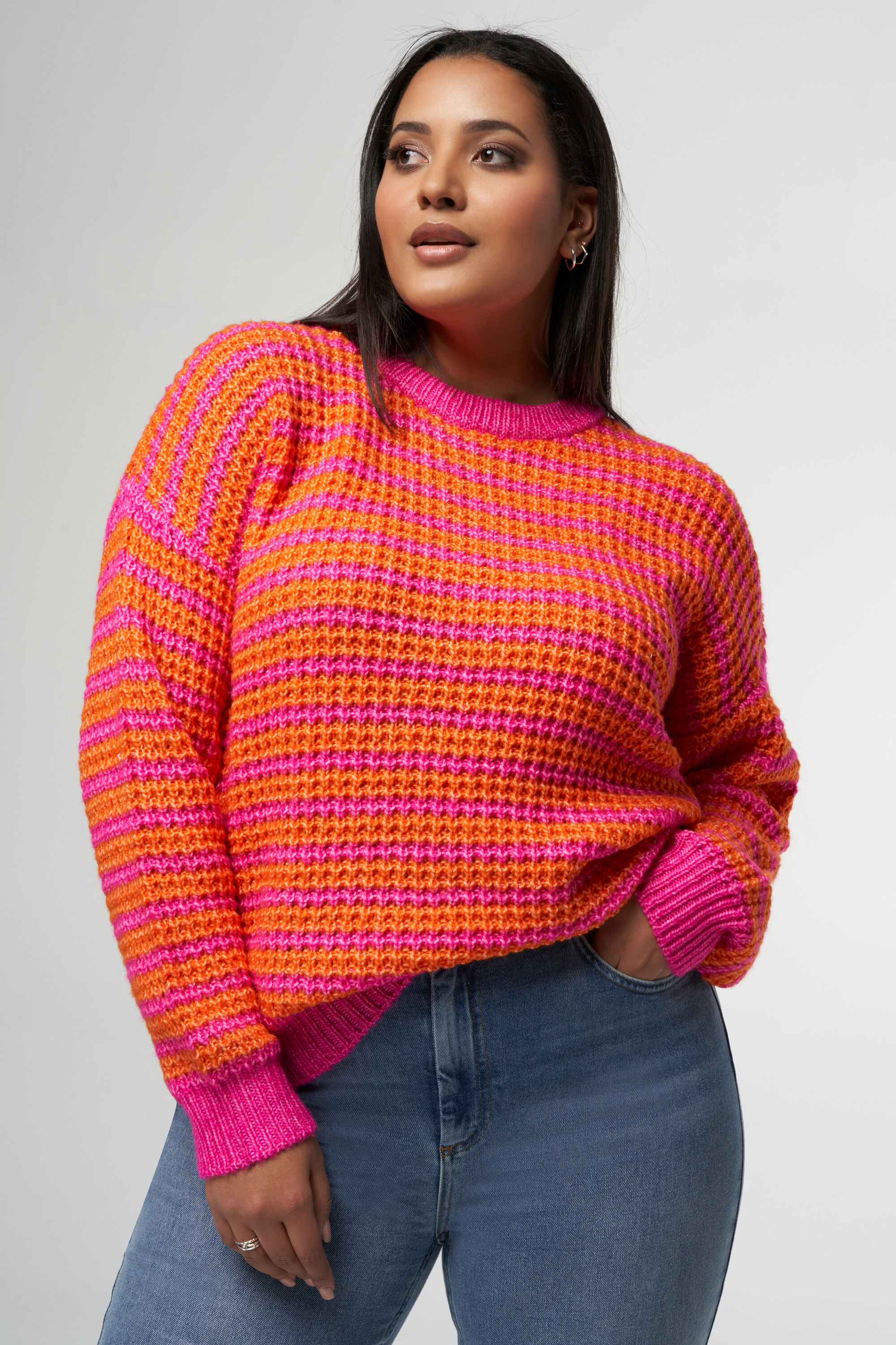 Gebreide tweekleurige trui image number 6