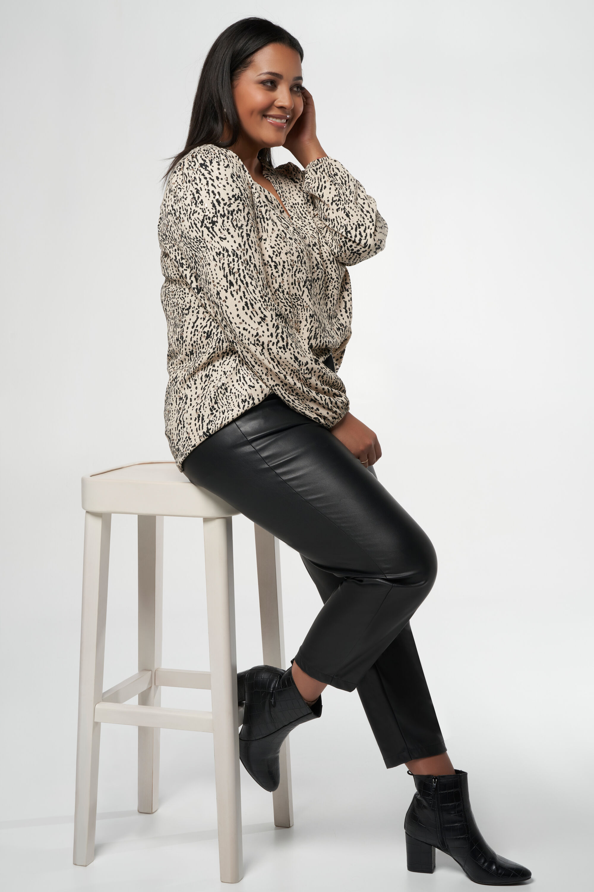 Blouse met dierenprint image number 6