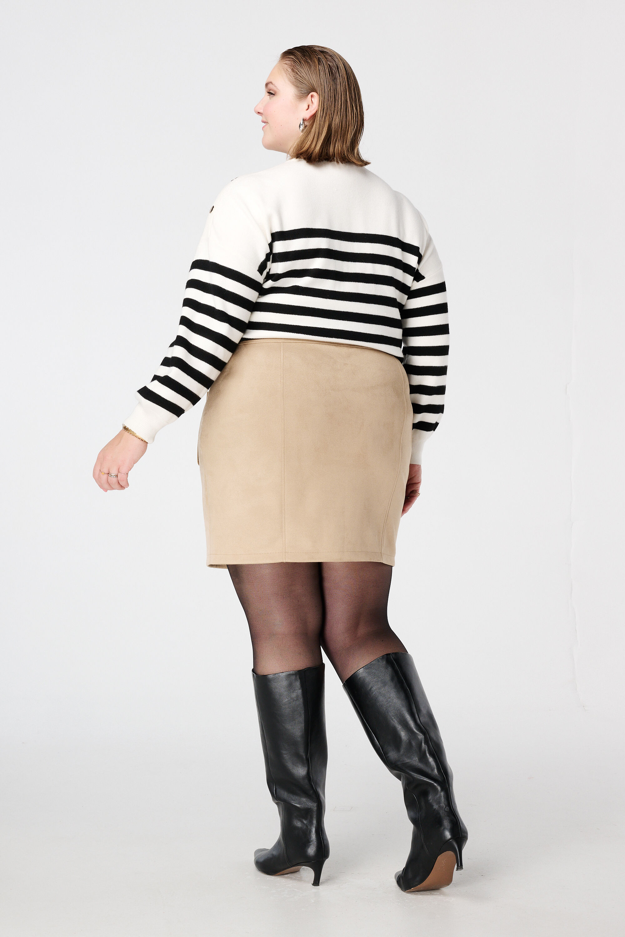 Su&egrave;dine rokje met knoopsluiting image number 3