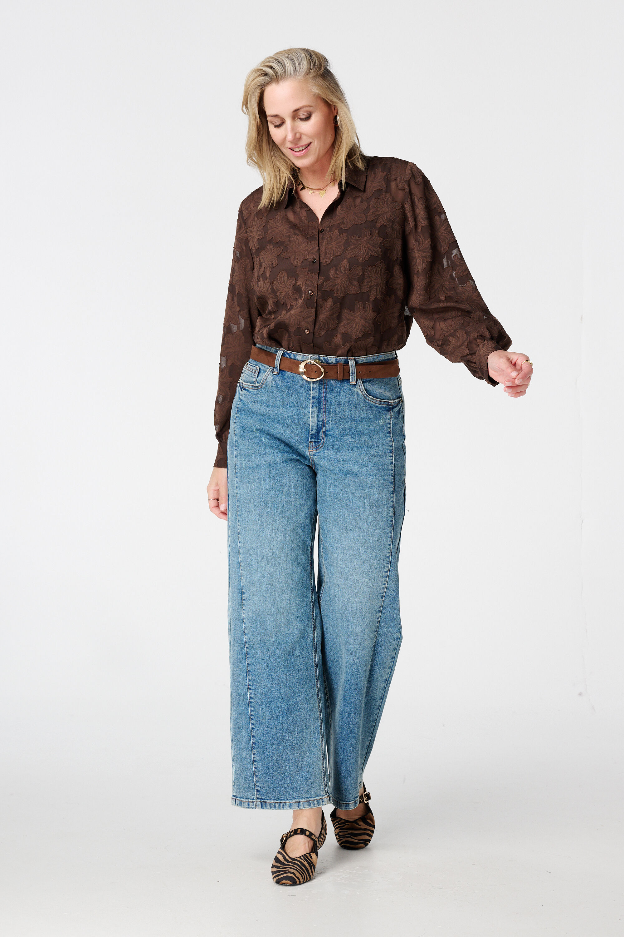 Sheer blouse met bloemen structuur image number 5