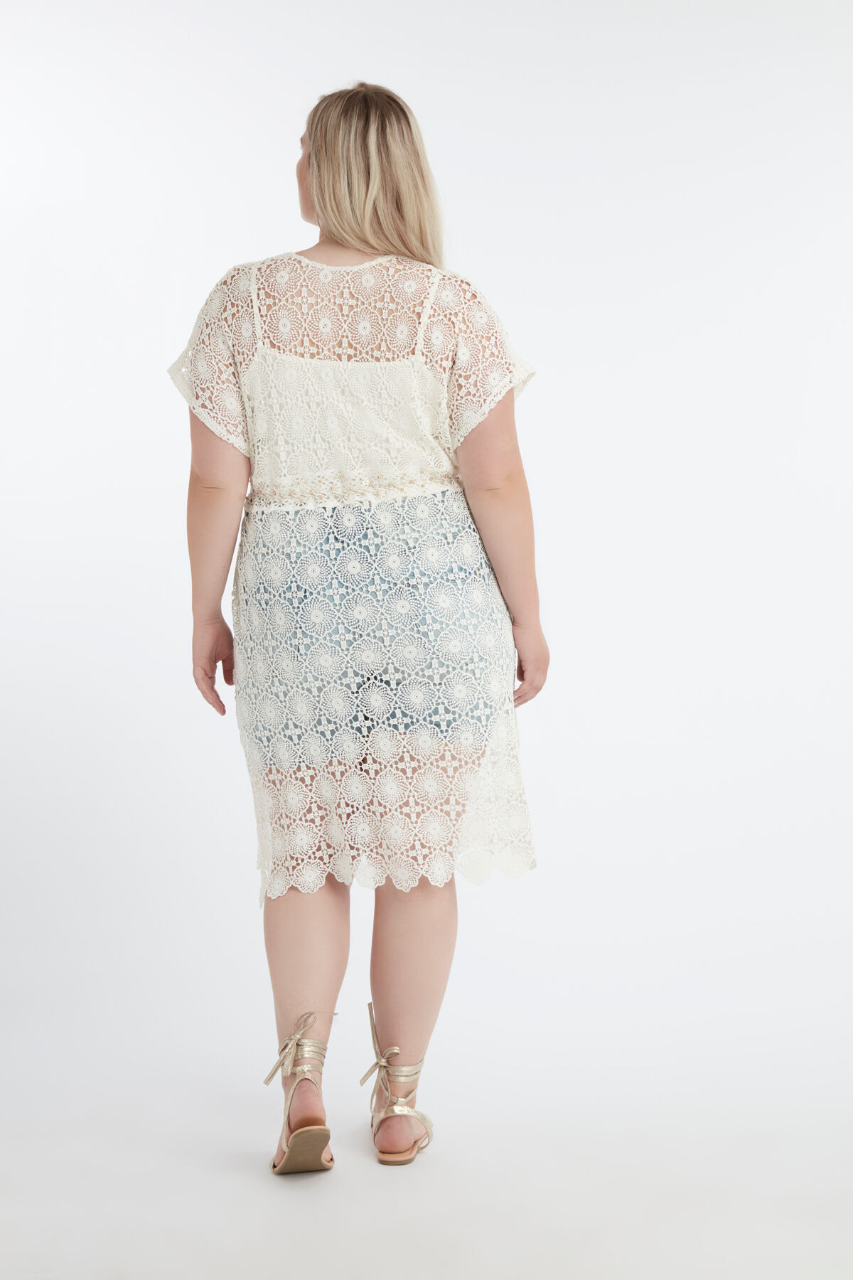 Crochet vest met strikkoord image number 4