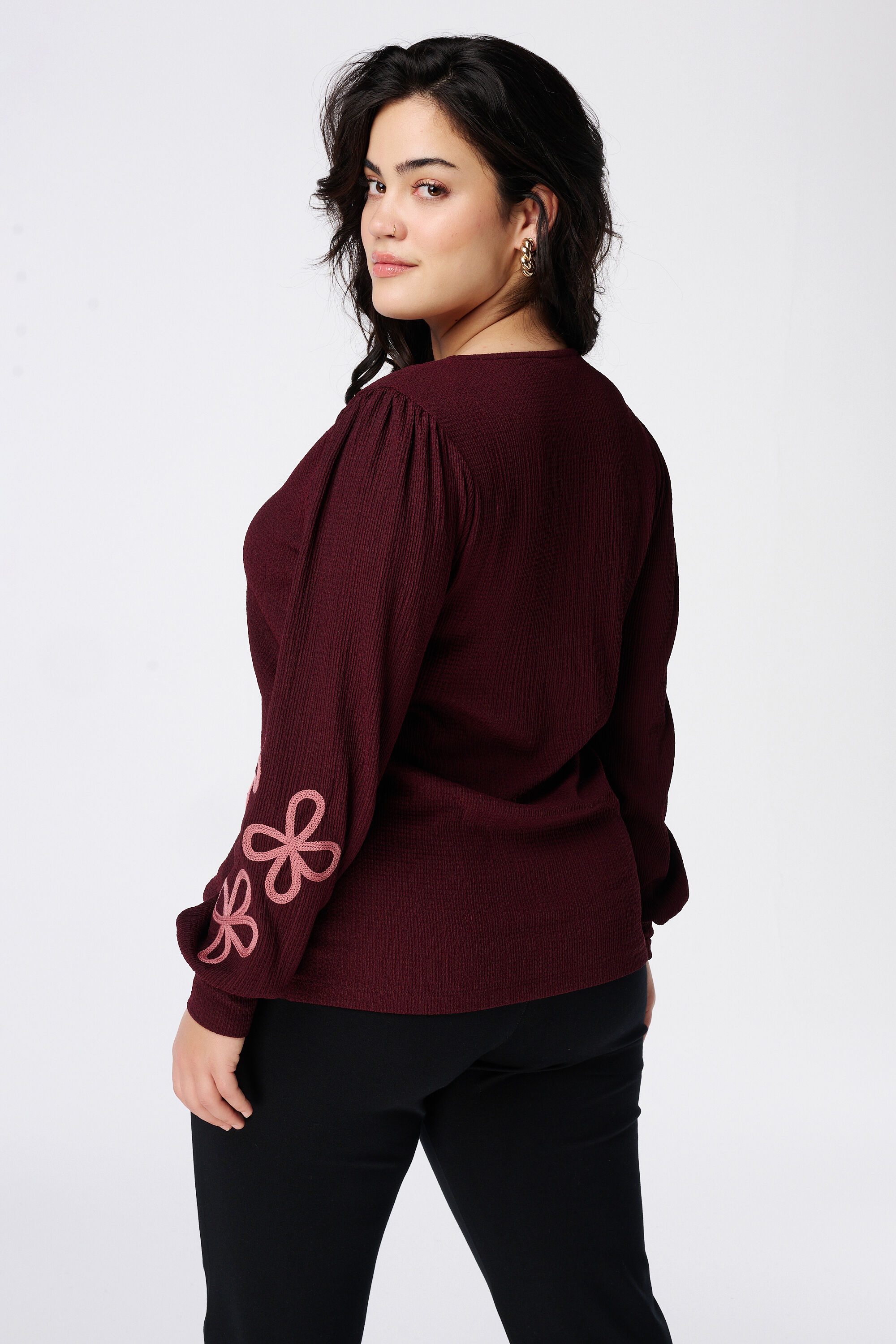 Top met details op de mouwen image number 3