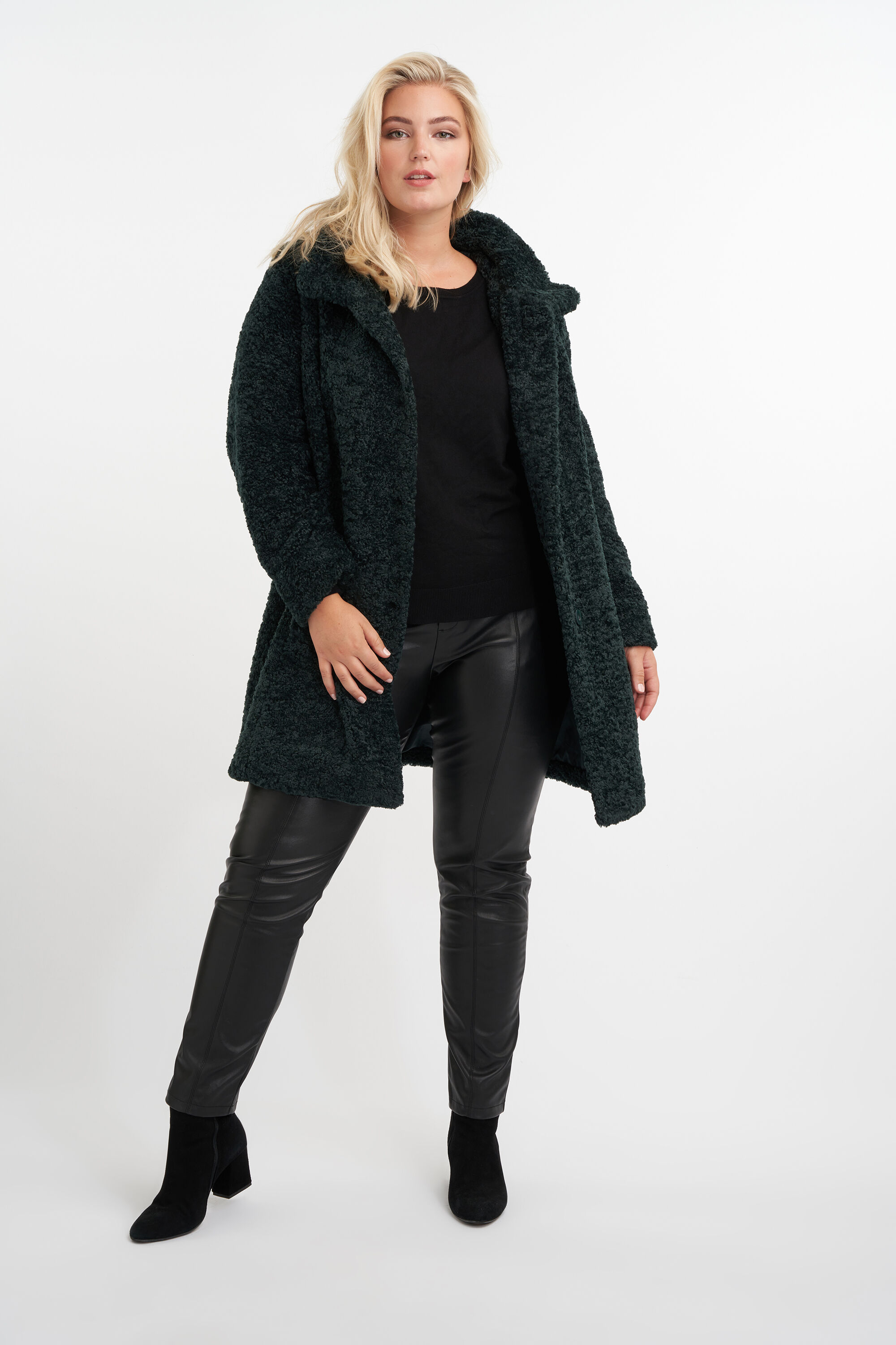 Rechtvallende jas image number 5