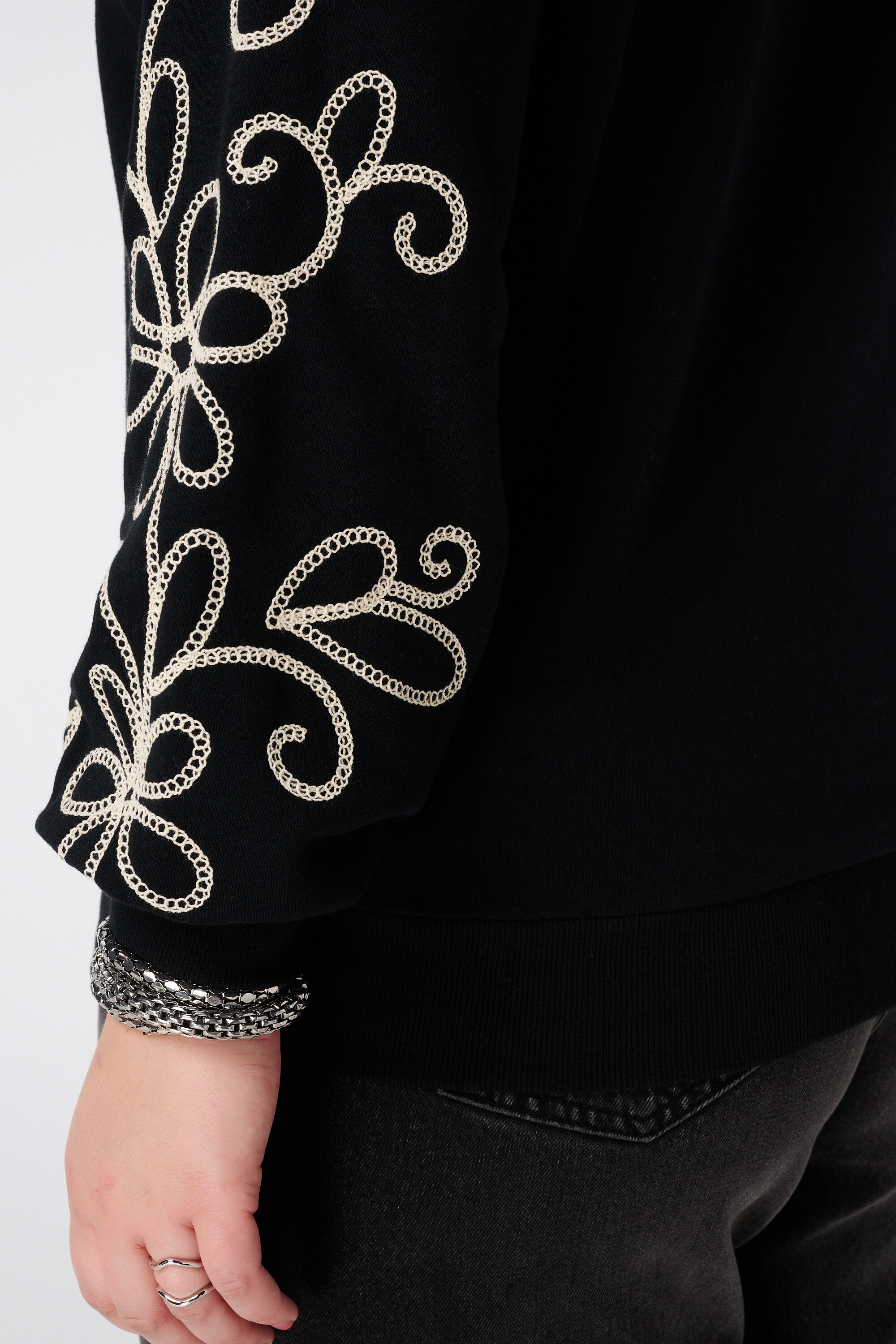 Sweater met broderie details image number 6