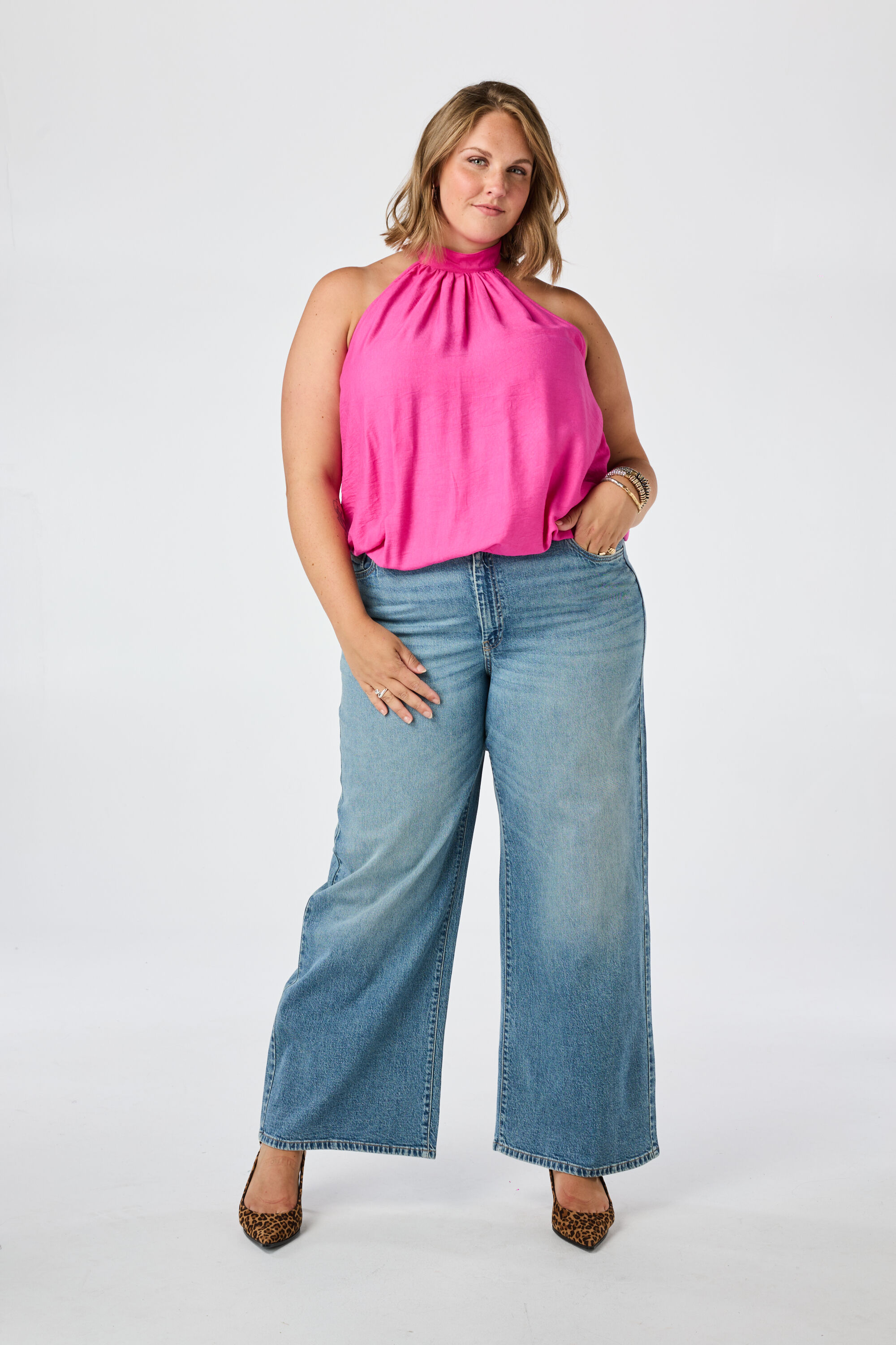Mouwloze blouse met hoge hals