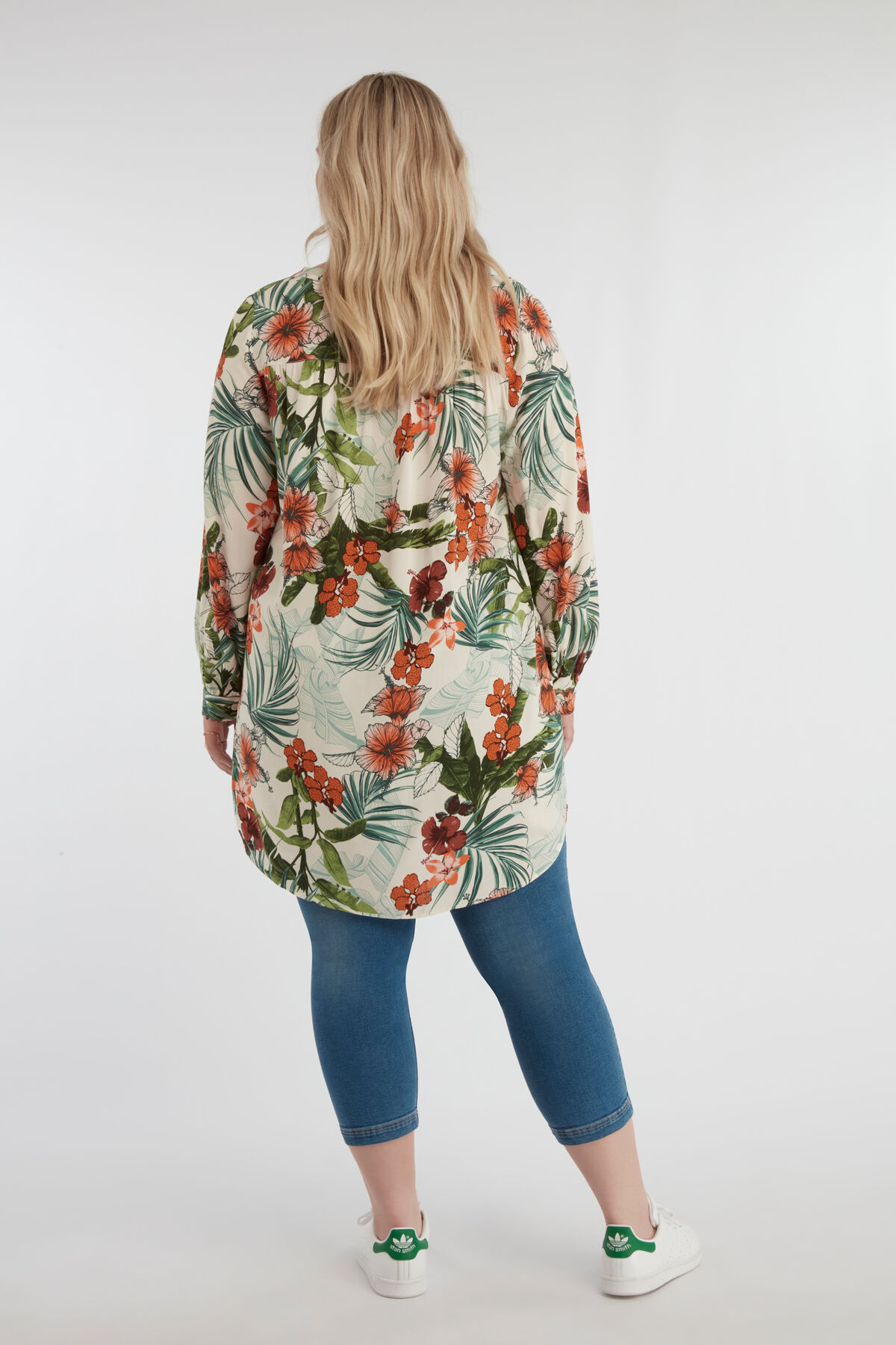 Tuniekblouse met tropische print image number 4
