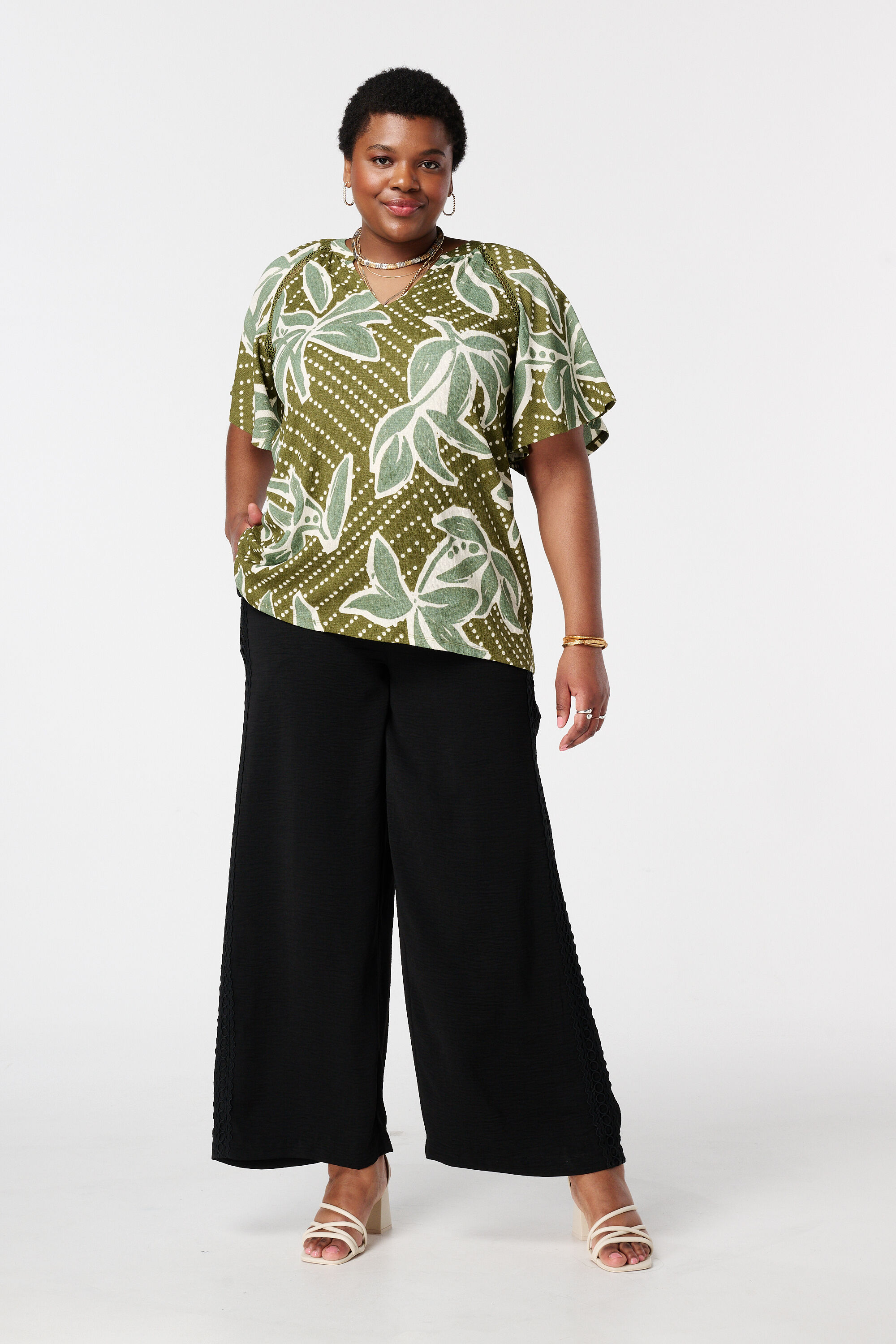 Top met vlindermouwen image number 5