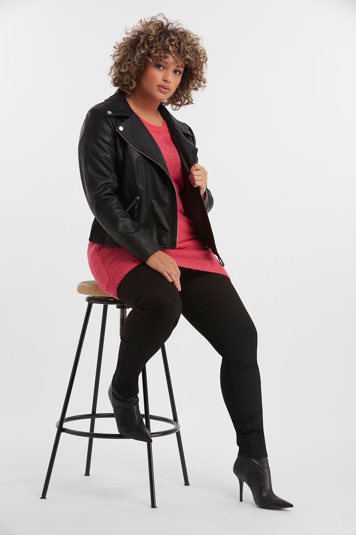 Imitatieleren bikerjasje image number 4