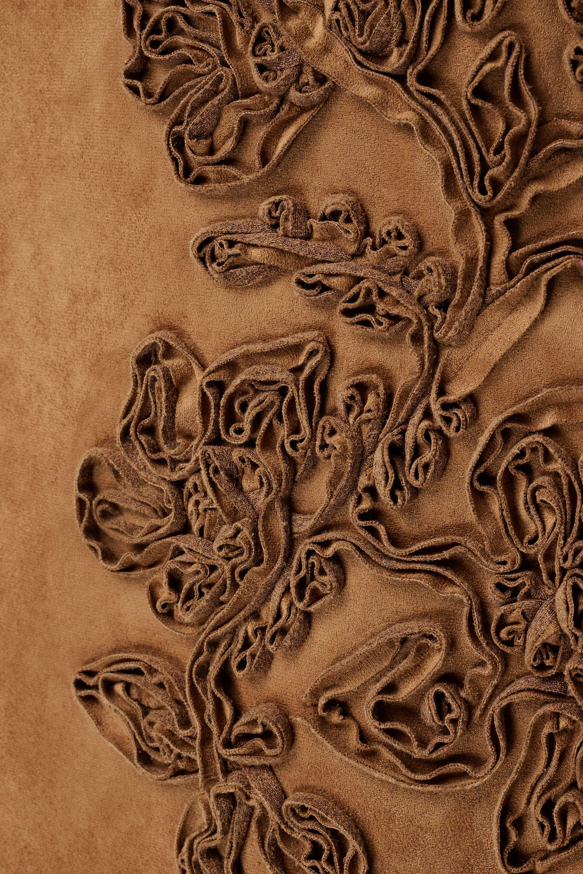 Su&egrave;dine gilet met borduursel image number 6