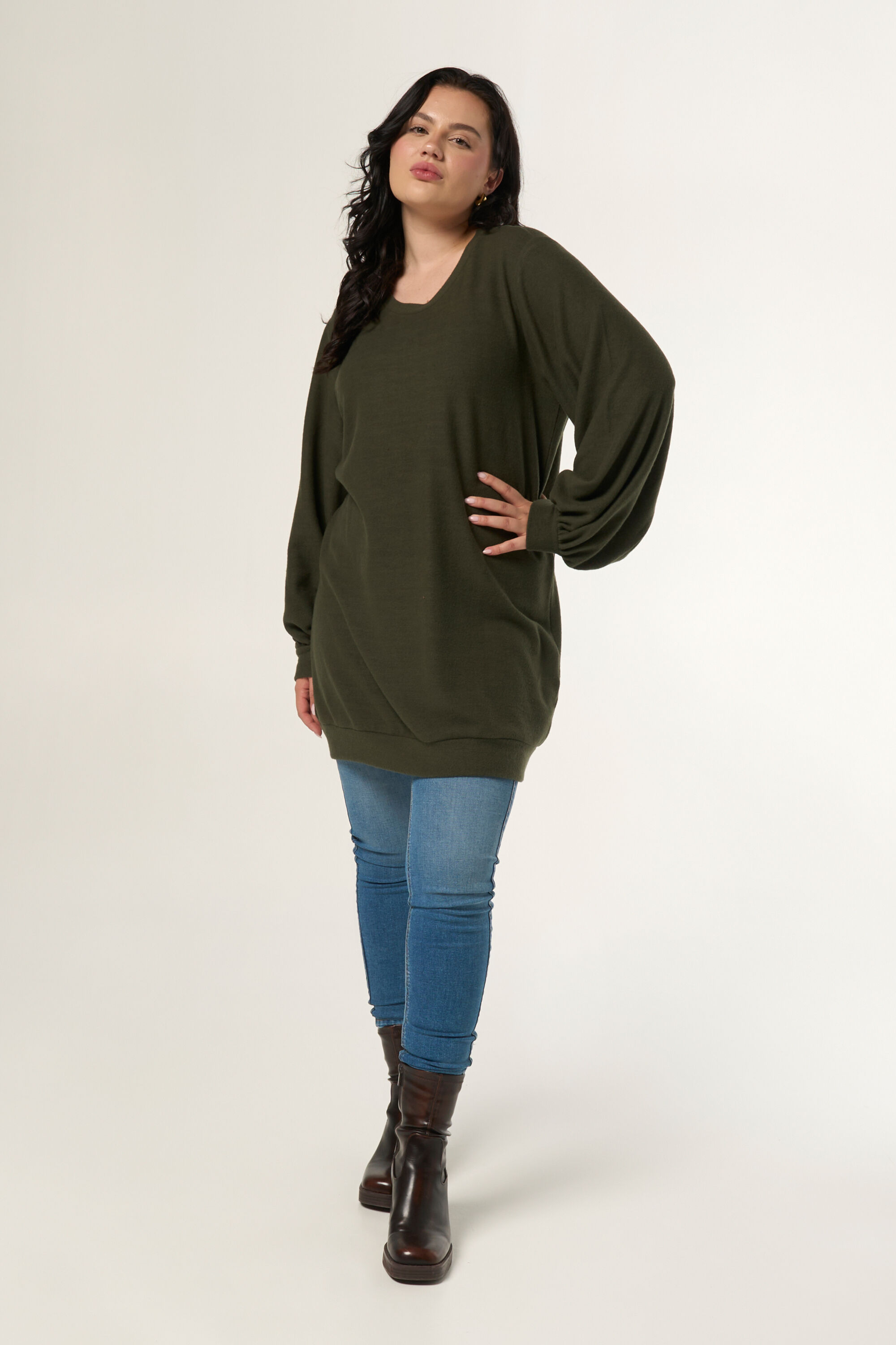 Lange trui met ballonmouwen image number 4