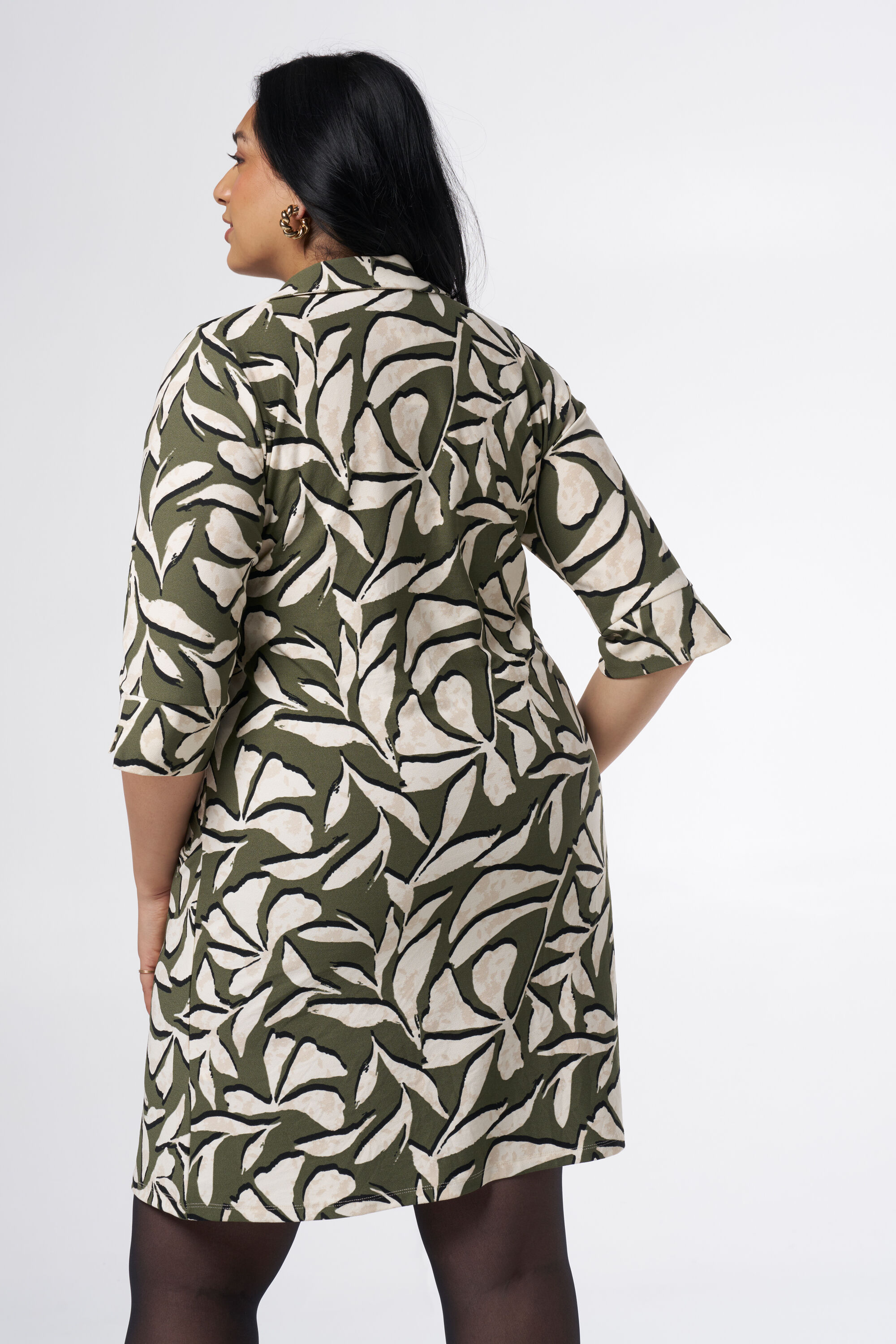 Jurk met zakken en print image number 3