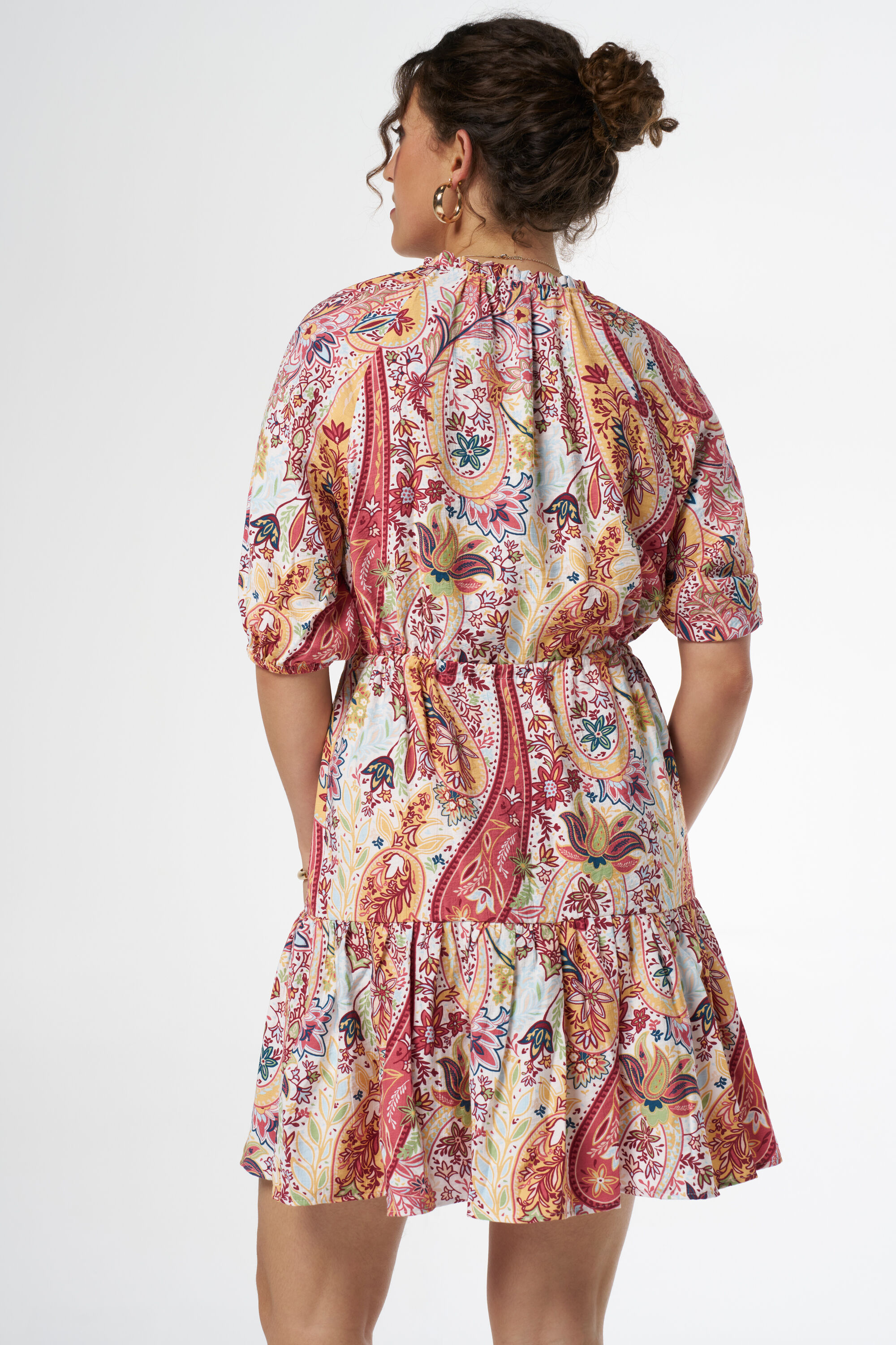 Getailleerde jurk image number 3