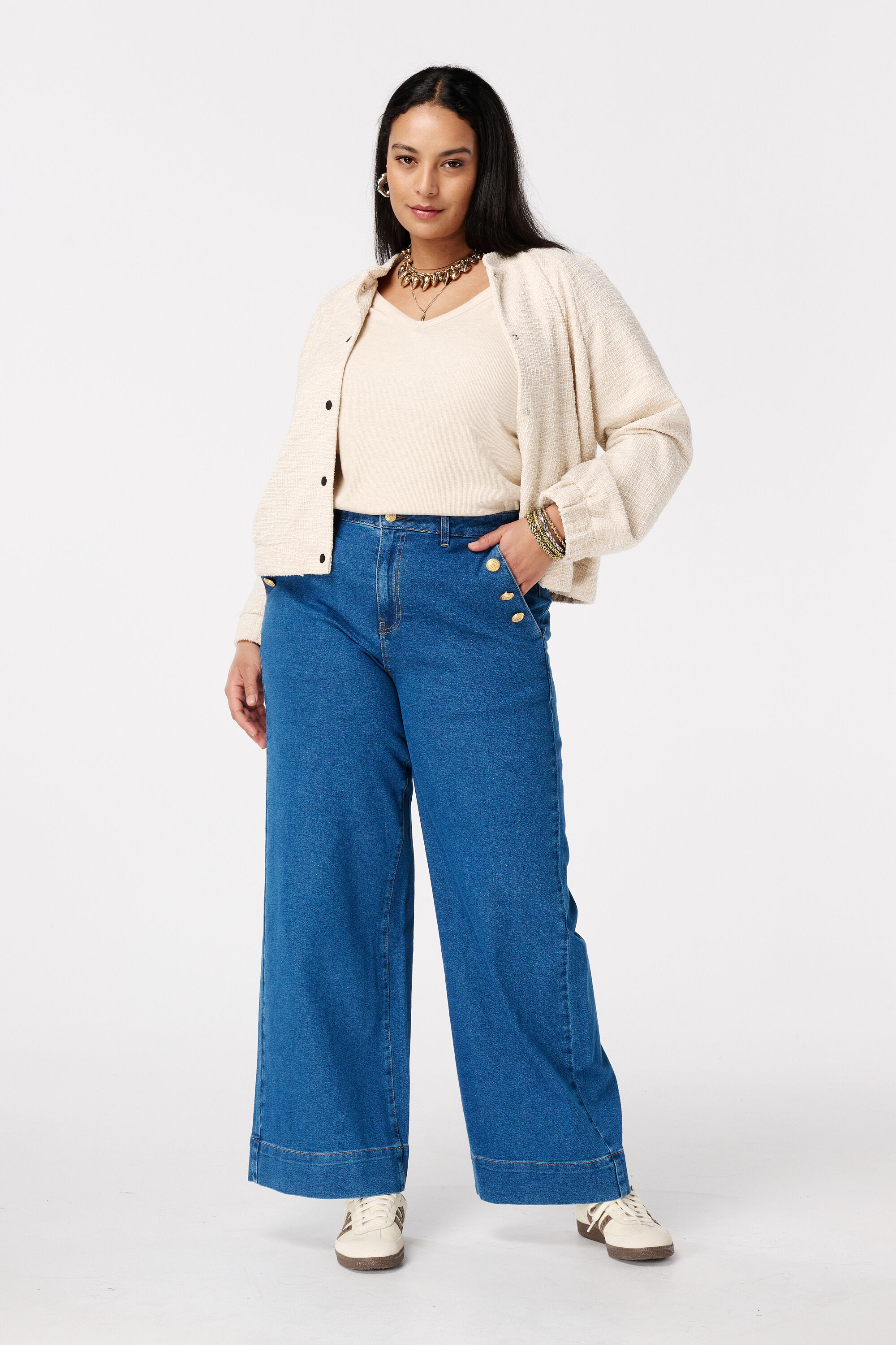Wide leg jeans met sierknopen