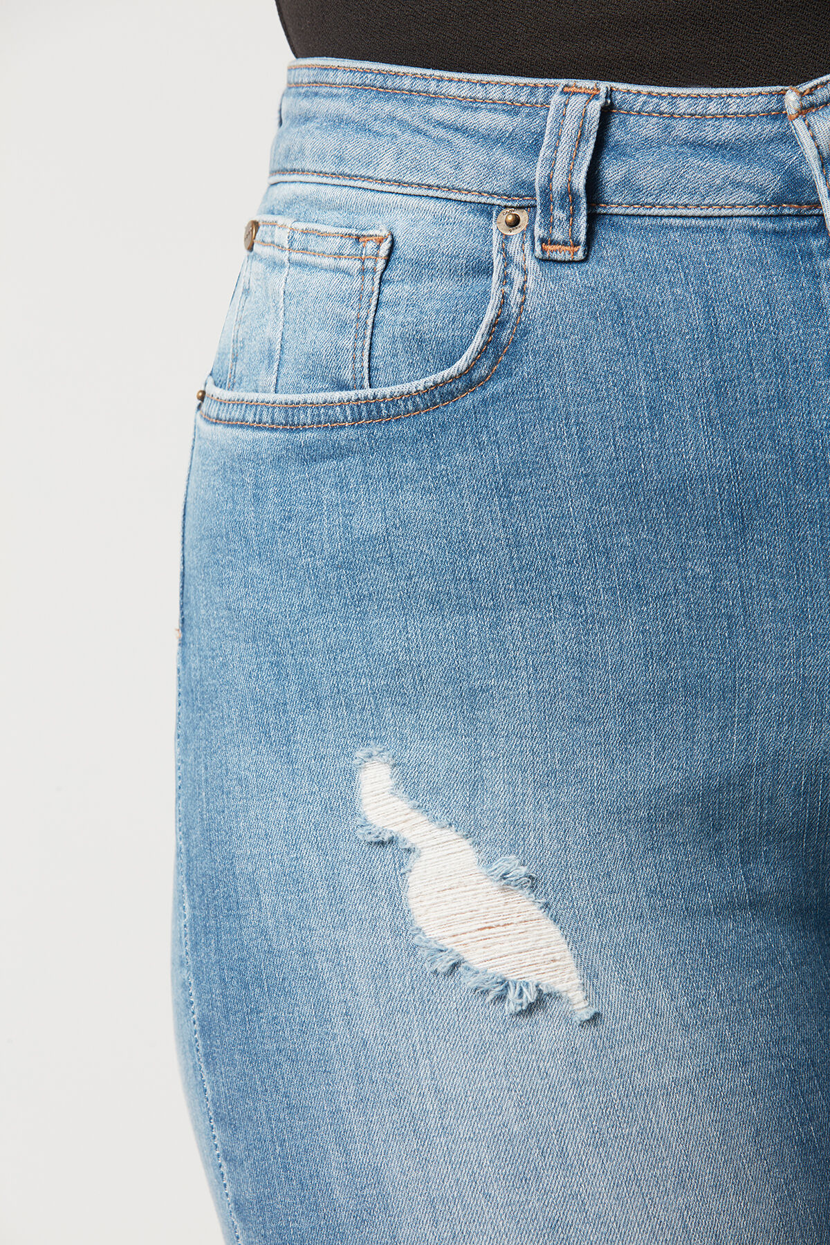 A fit skinny jeans stone wash image number 6